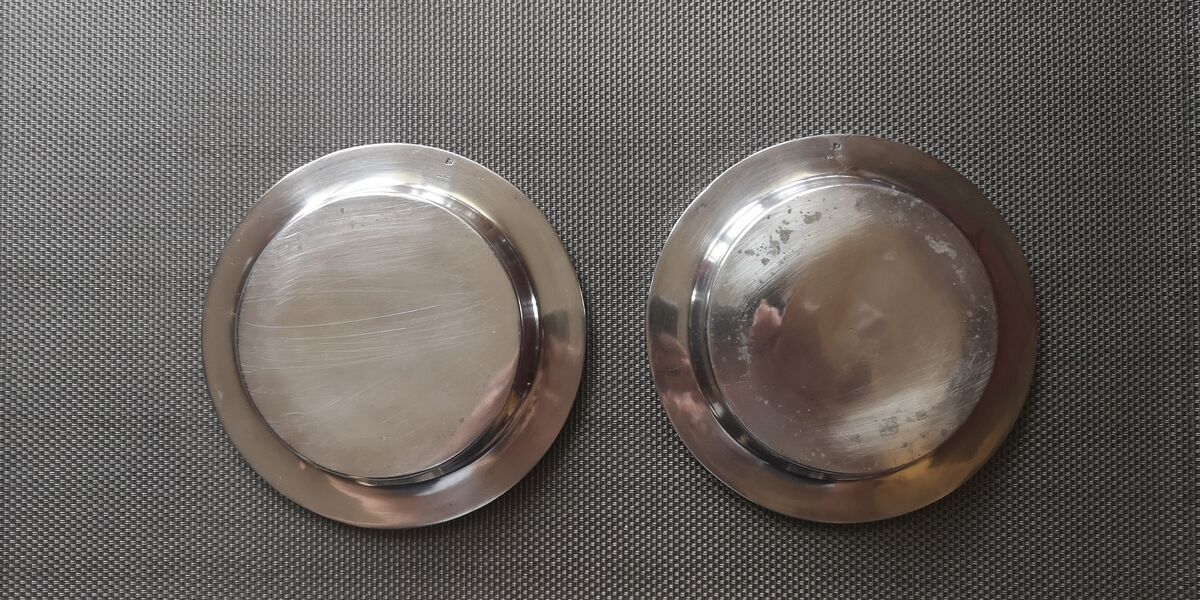 Pair of silver metal bottle underwear punched Art Deco - 1930s
