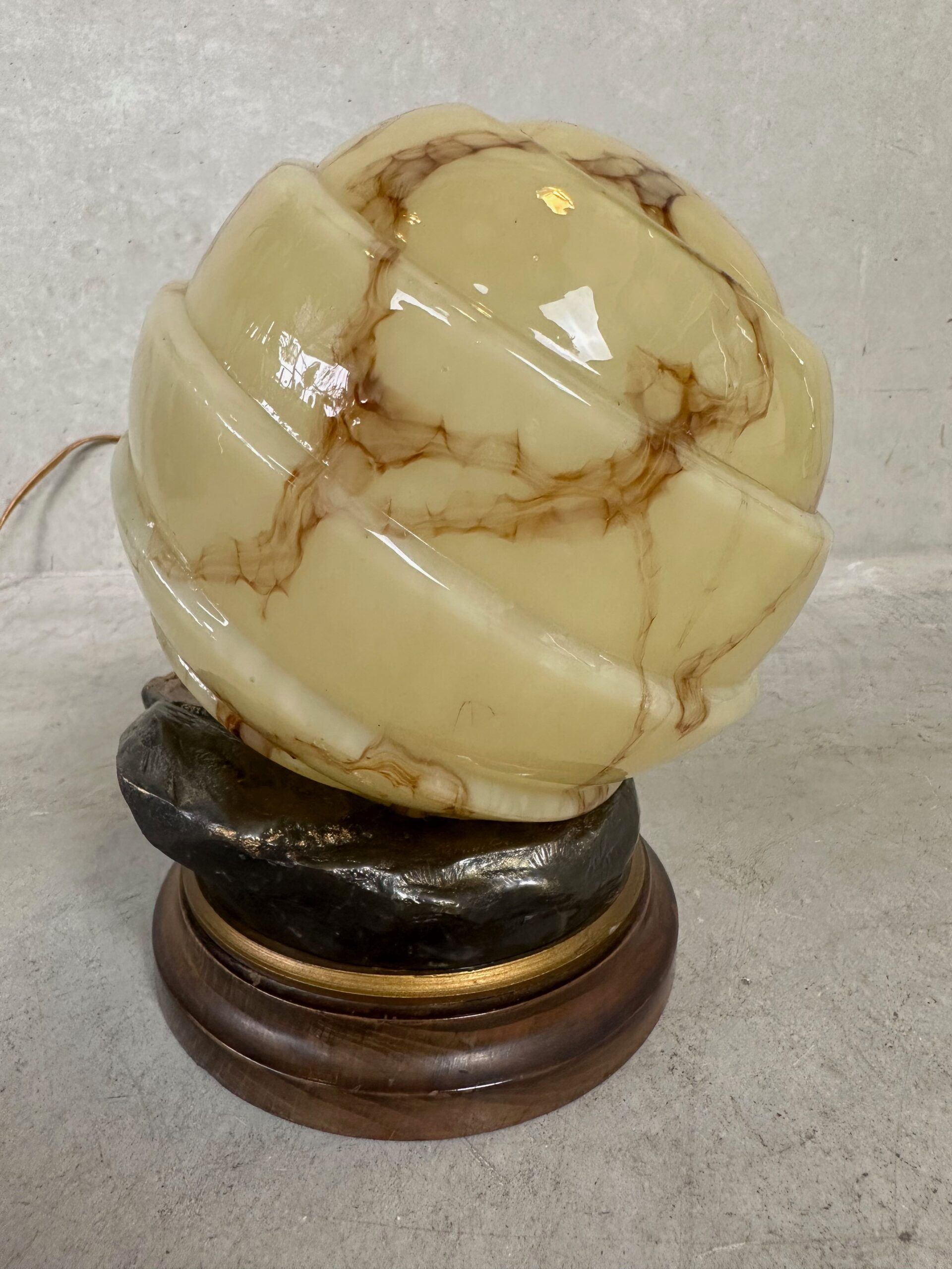 Art deco table lamp – J.M. Belgium