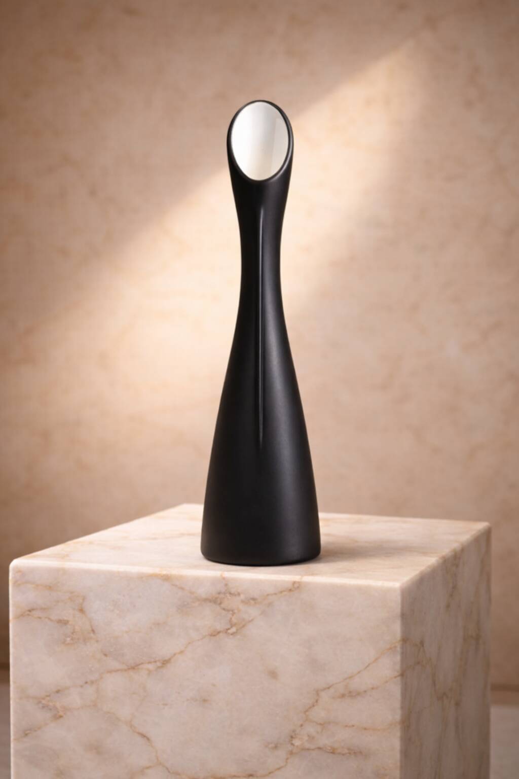 Sculptural black ceramic vase – mid-century modern/vintage design style