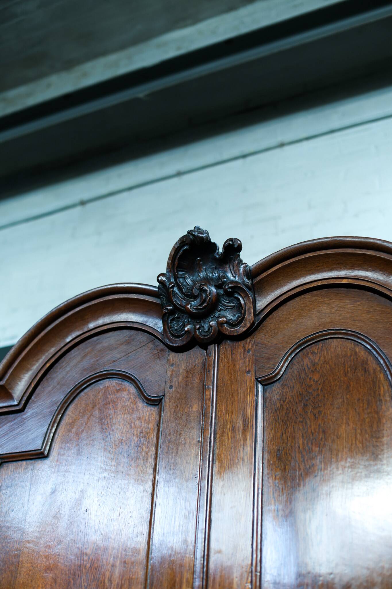 Bombe armoire hollandaise xviiie siècle