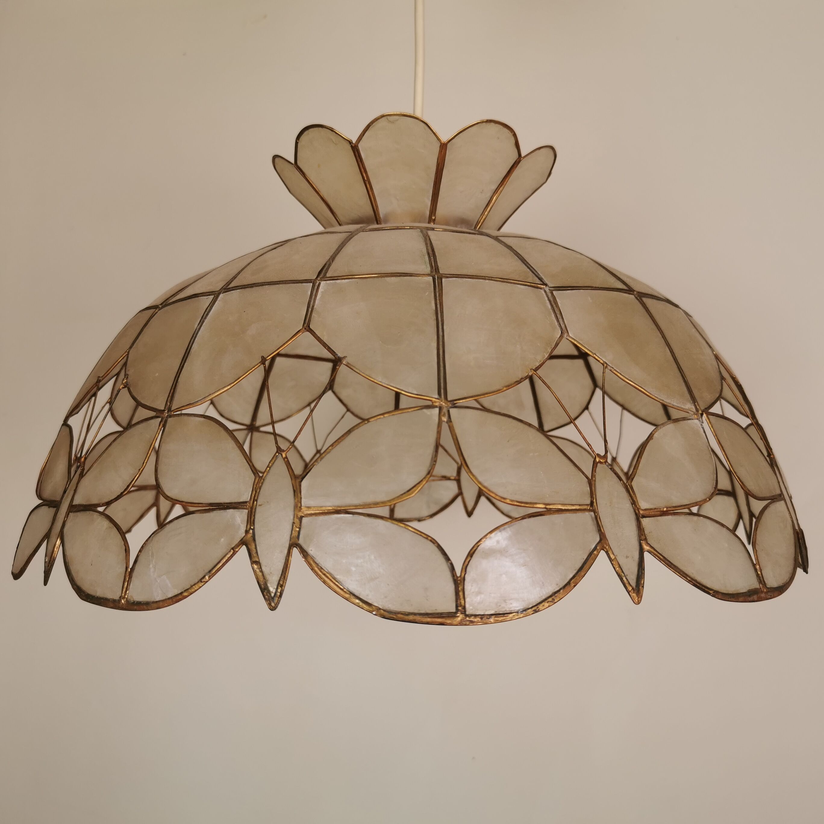 Mother-of-pearl "butterfly" hanging lamp
