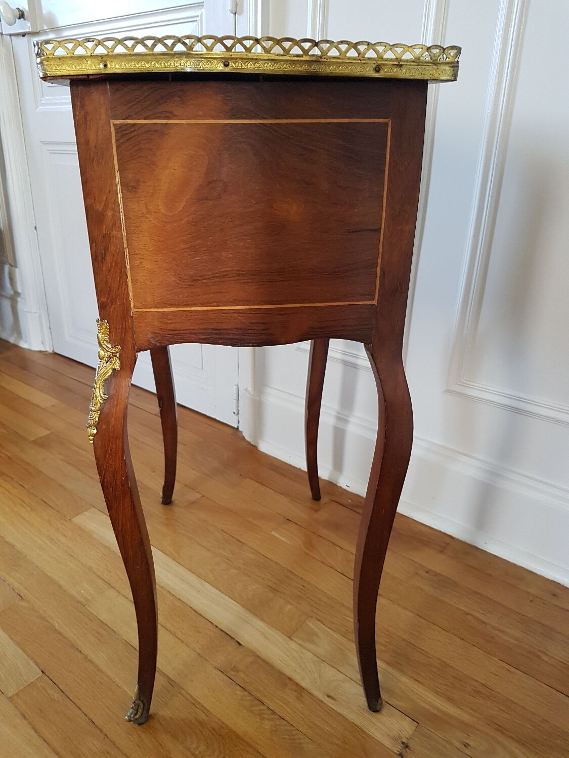 Louis XV style chest of drawers