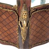 Vitrine style Louis, France, vers 1910.