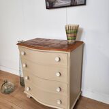 Rounded front chest of drawers