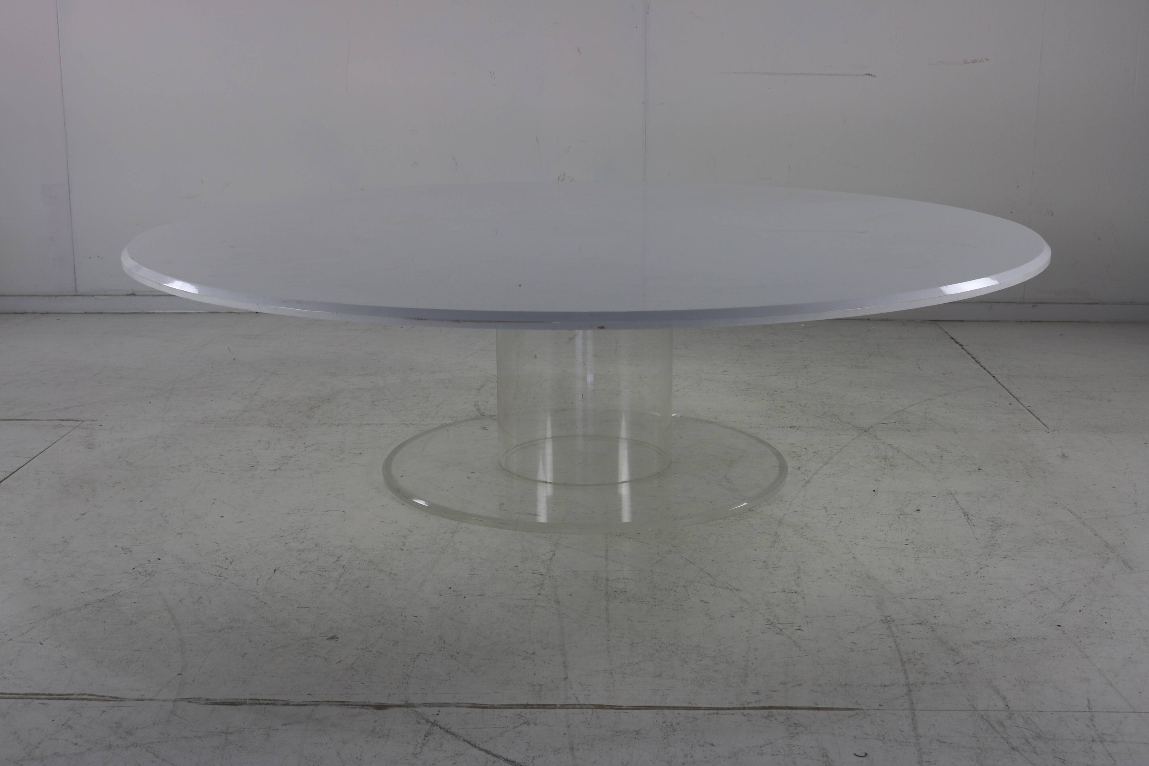 Very impressive Dutch design large coffee table in acrylic