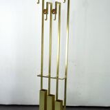 Portemanteau en laiton et bois du milieu du siècle. Italie années 1970