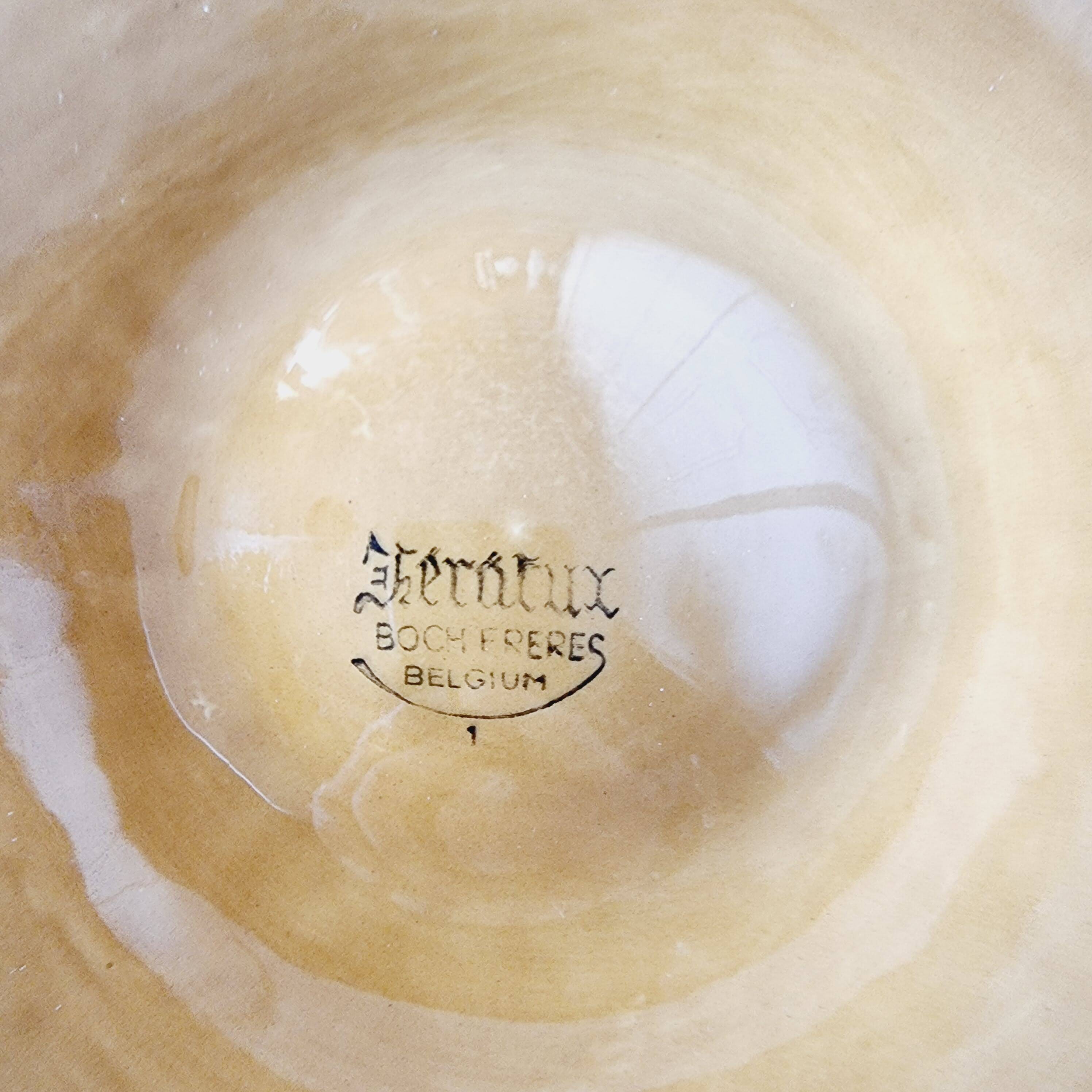 Vintage Oyster Dish, Boch, Art Nouveau 1920 Vintage Oyster Dish, Boch, Art Nouveau, Color Sa