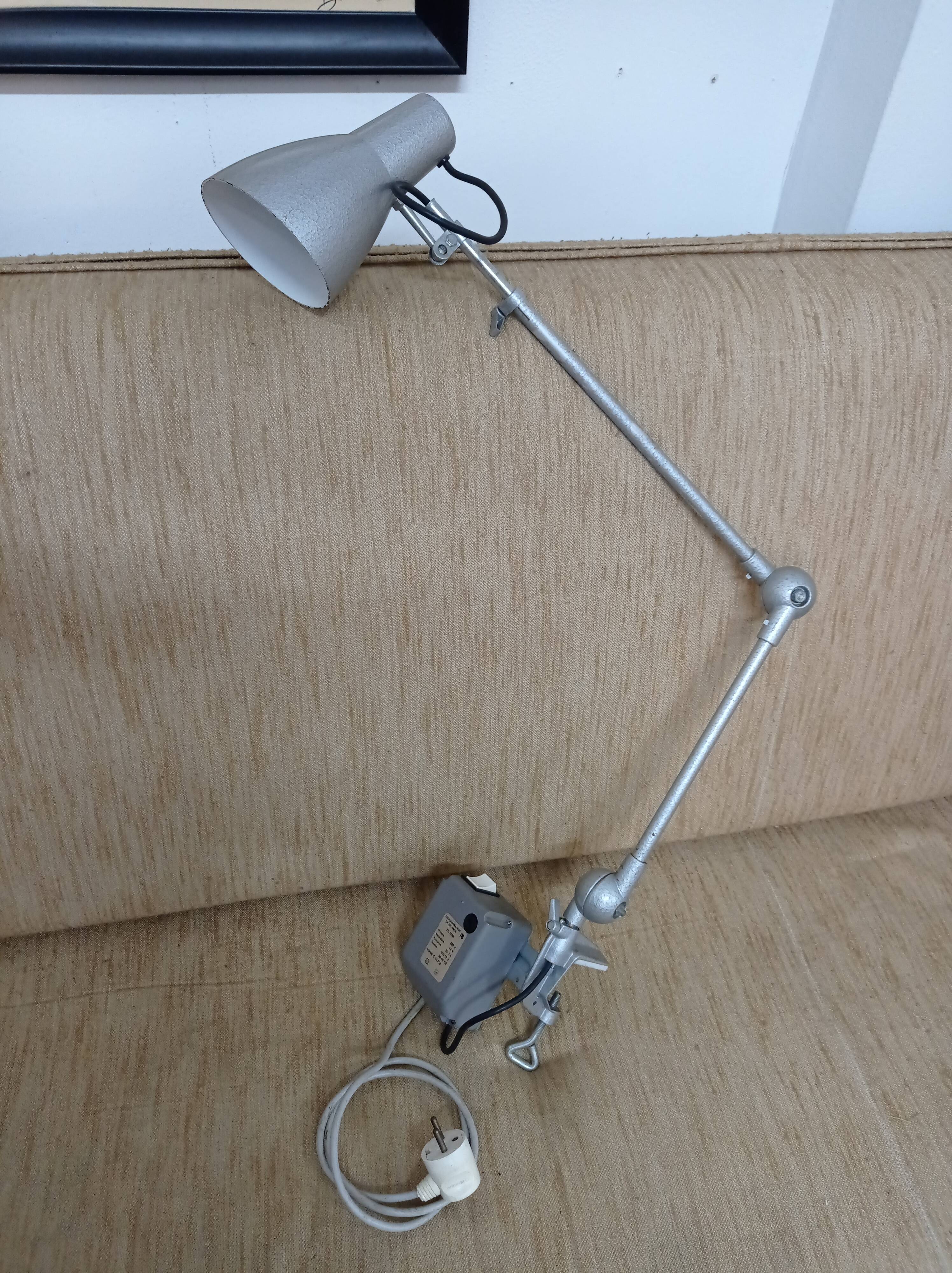 Lumina workshop lamp