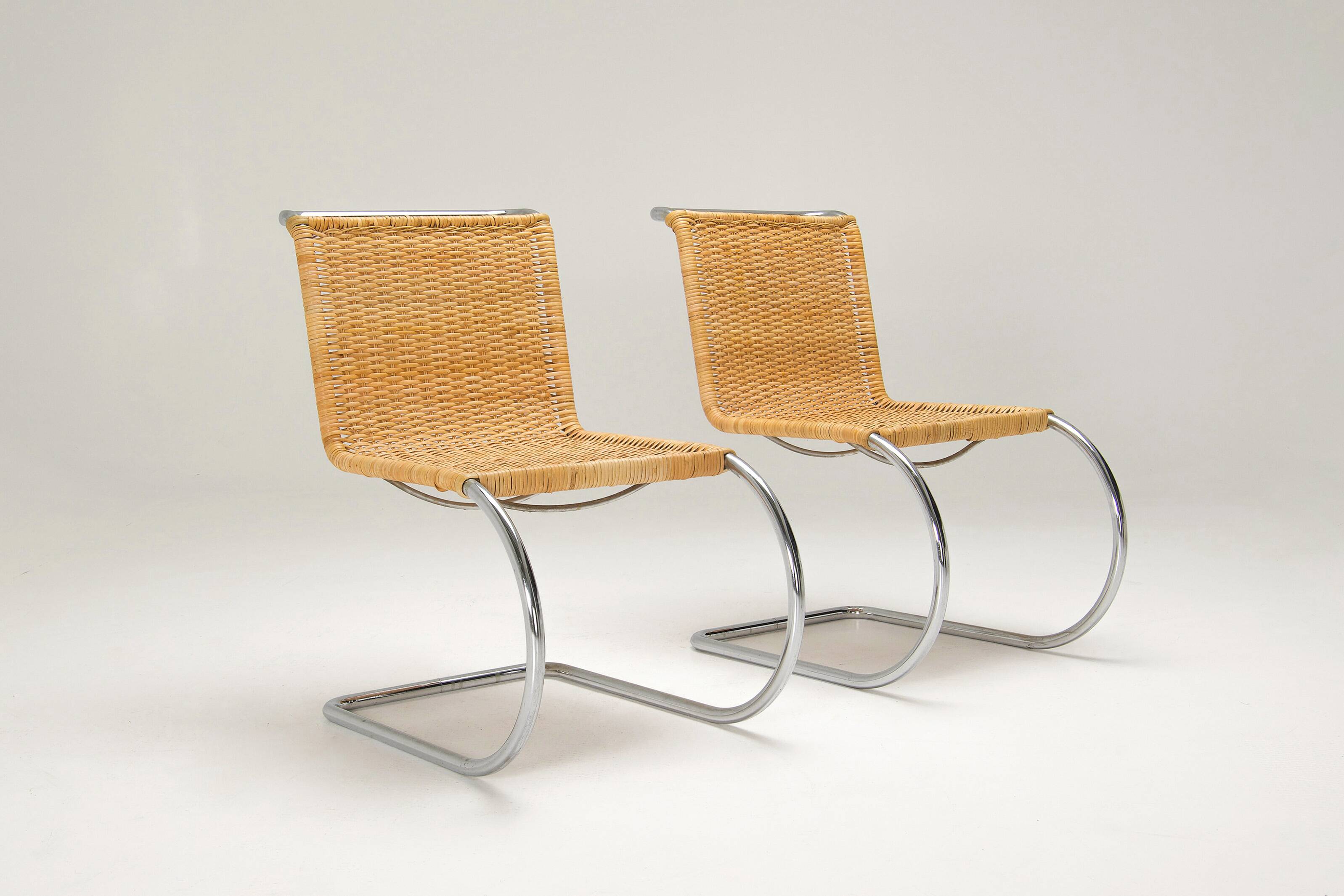 A set of four "S 533 R" Cantilever Chairs - Mies van der Rohe