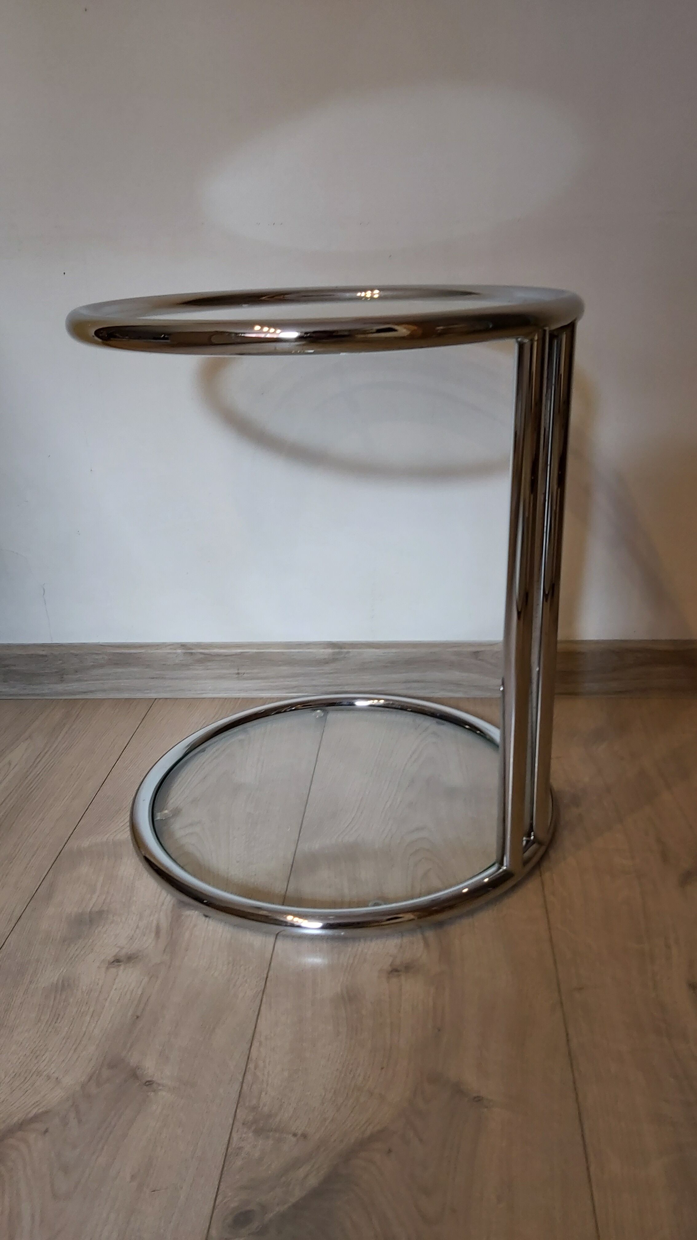 Table d’appoint années 1980