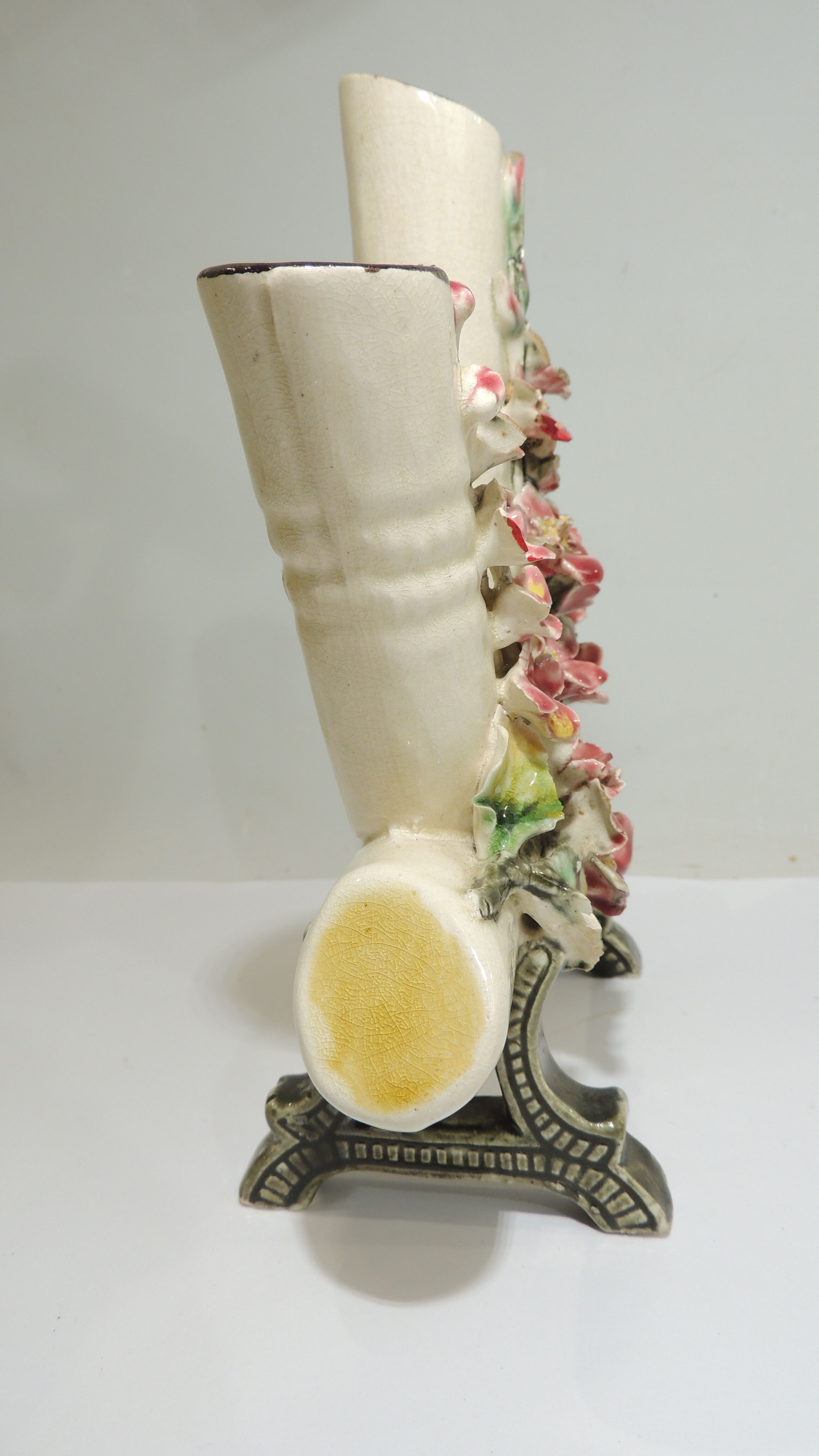 Old ceramic bouquet maker from the 1930s - Vintage Victorian French Majolica