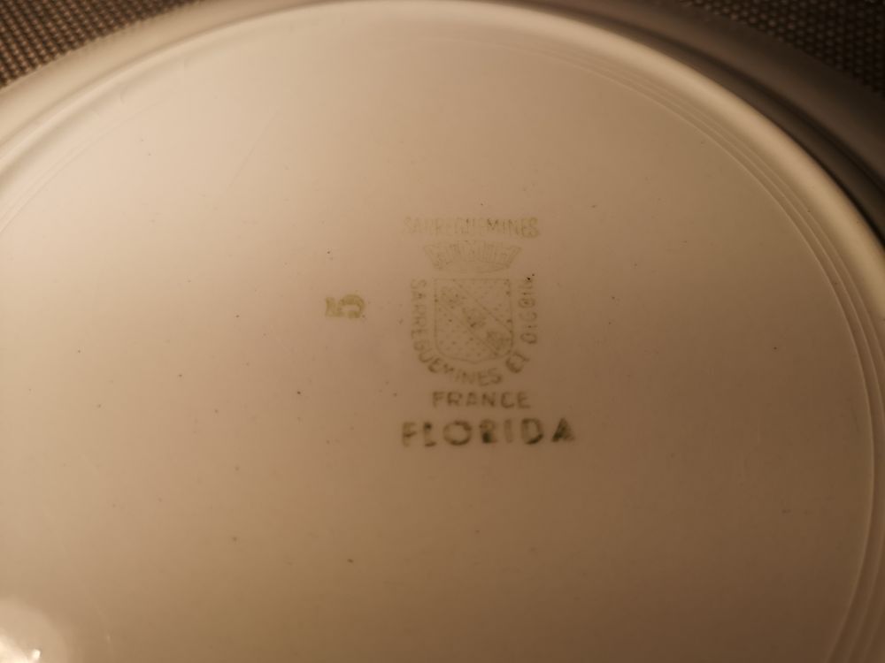 Duo of plates model Florida - Sarreguemines/Digoin - 1950s/1960s