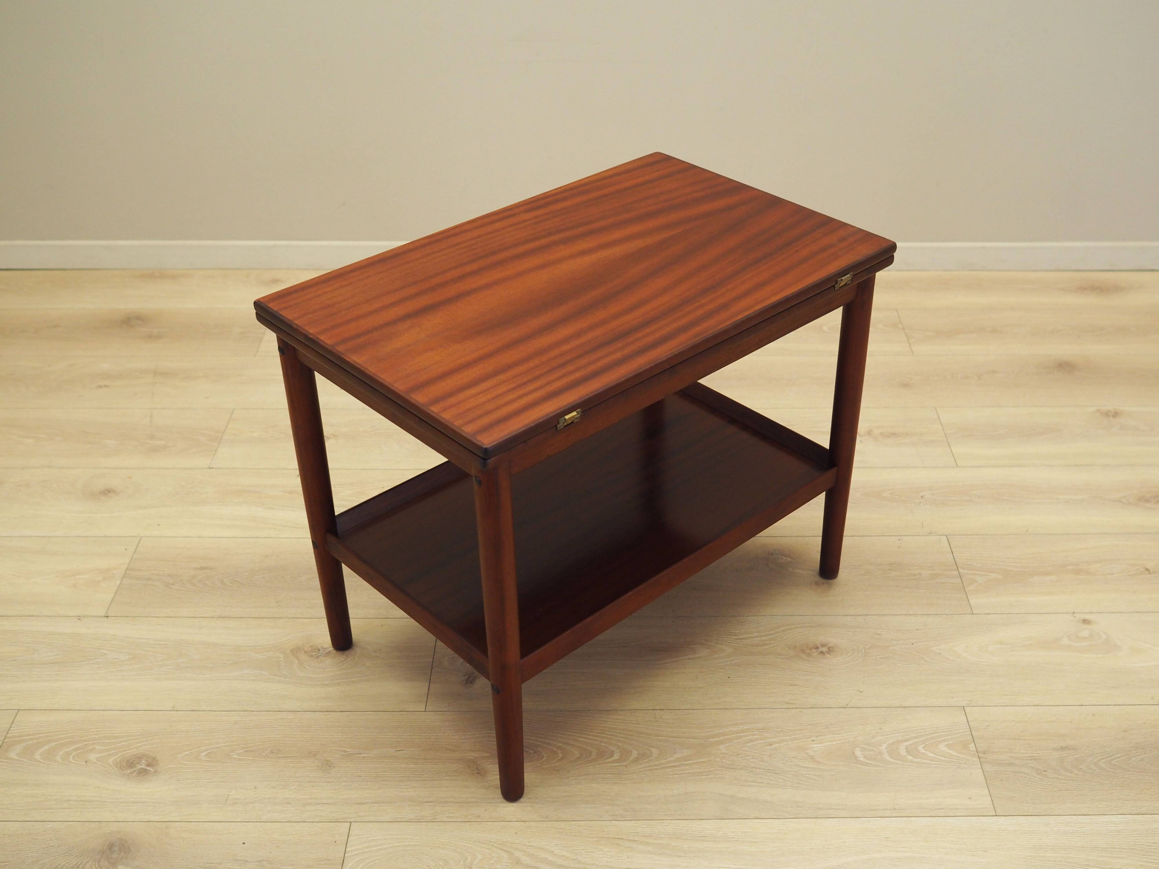 Folding coffee table, Danish design, 1960s, designer: Ole Wanscher