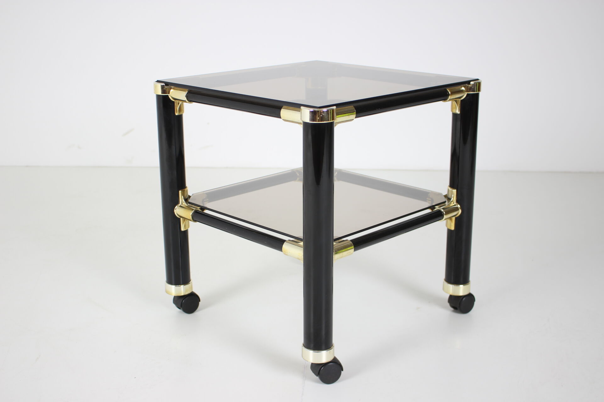 Mid-century small glass table, Vet For, Italy.