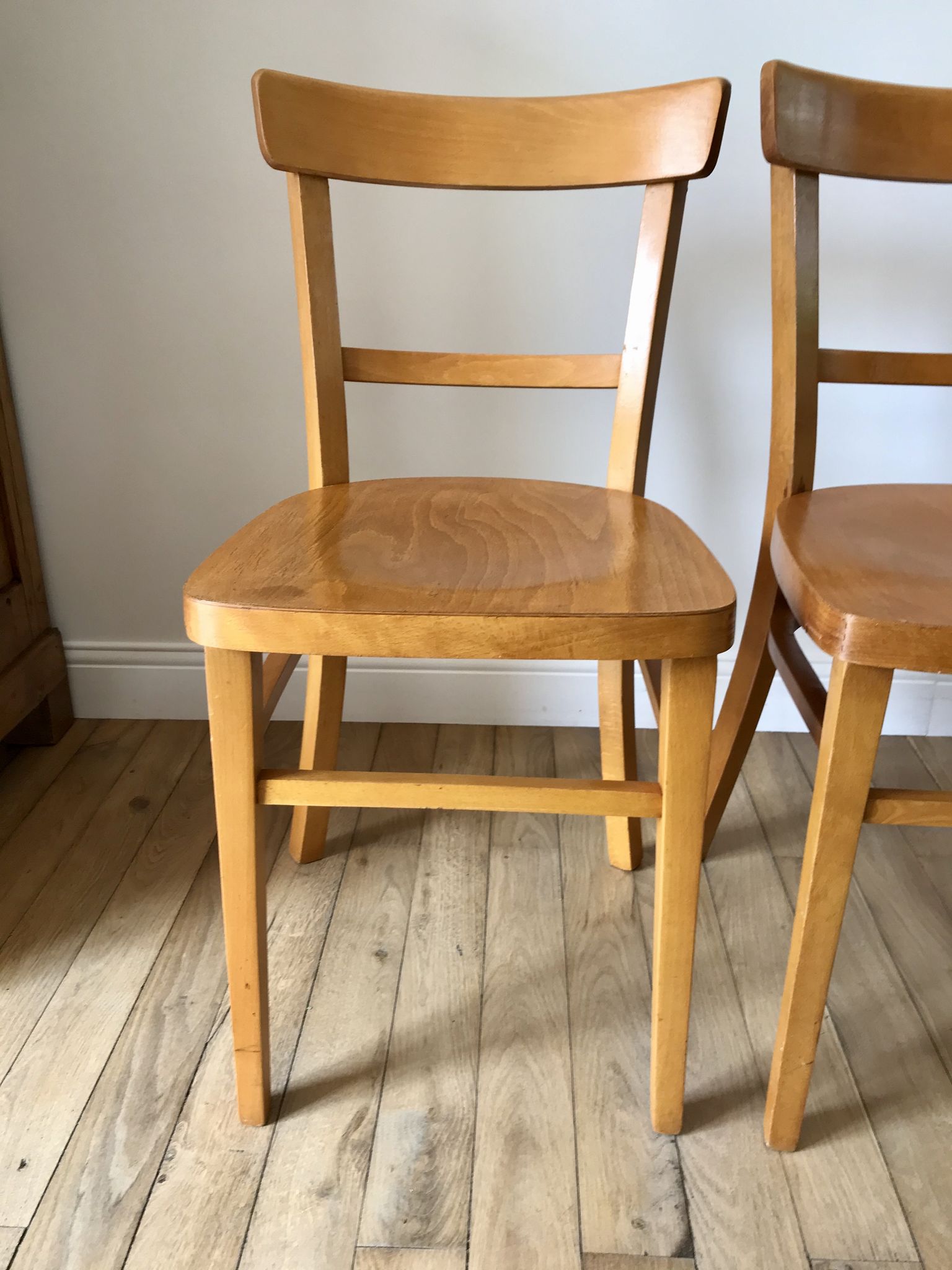 set of 4 Thonet bistro chairs in curved wood honey Mid-Century 50s