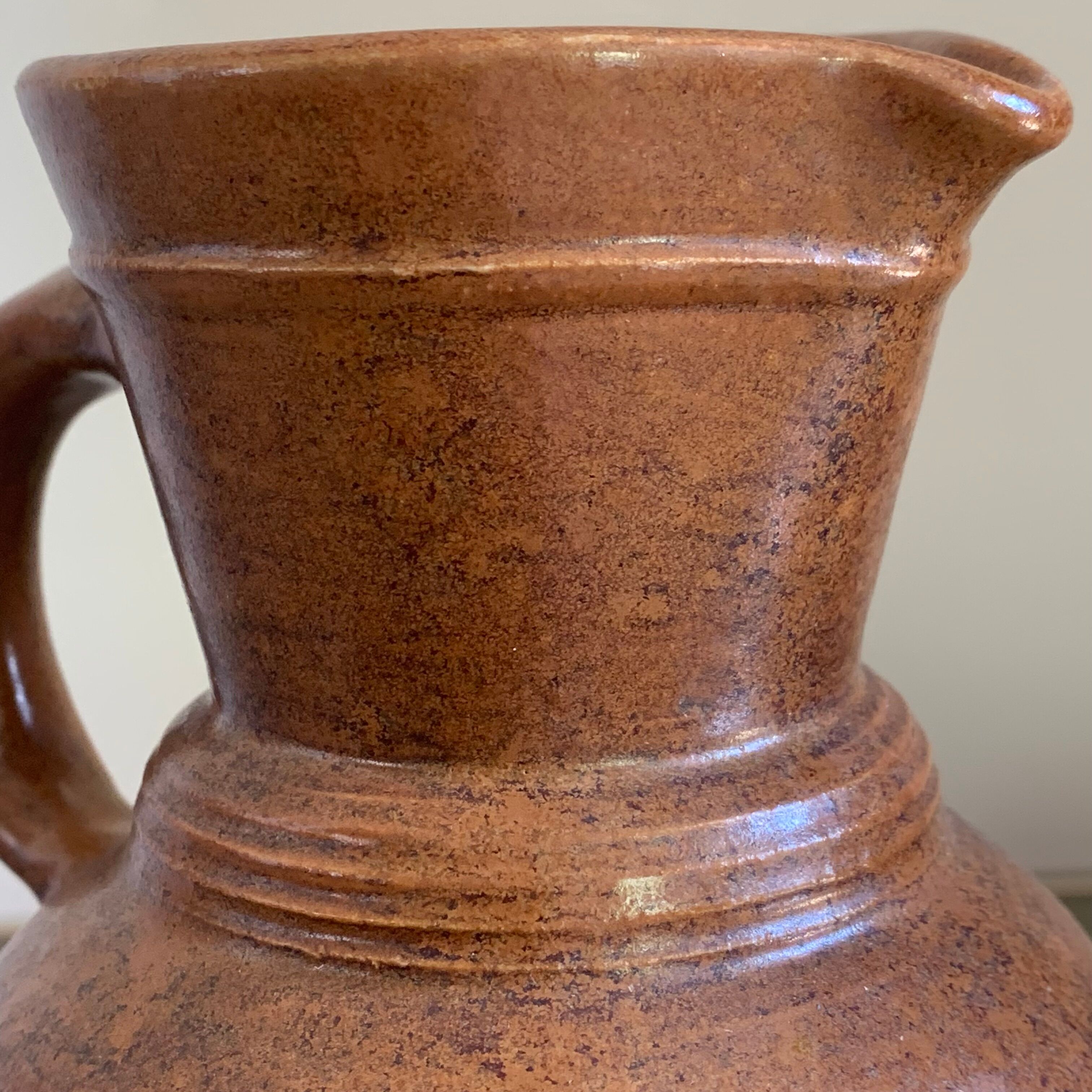 Sandstone pitcher