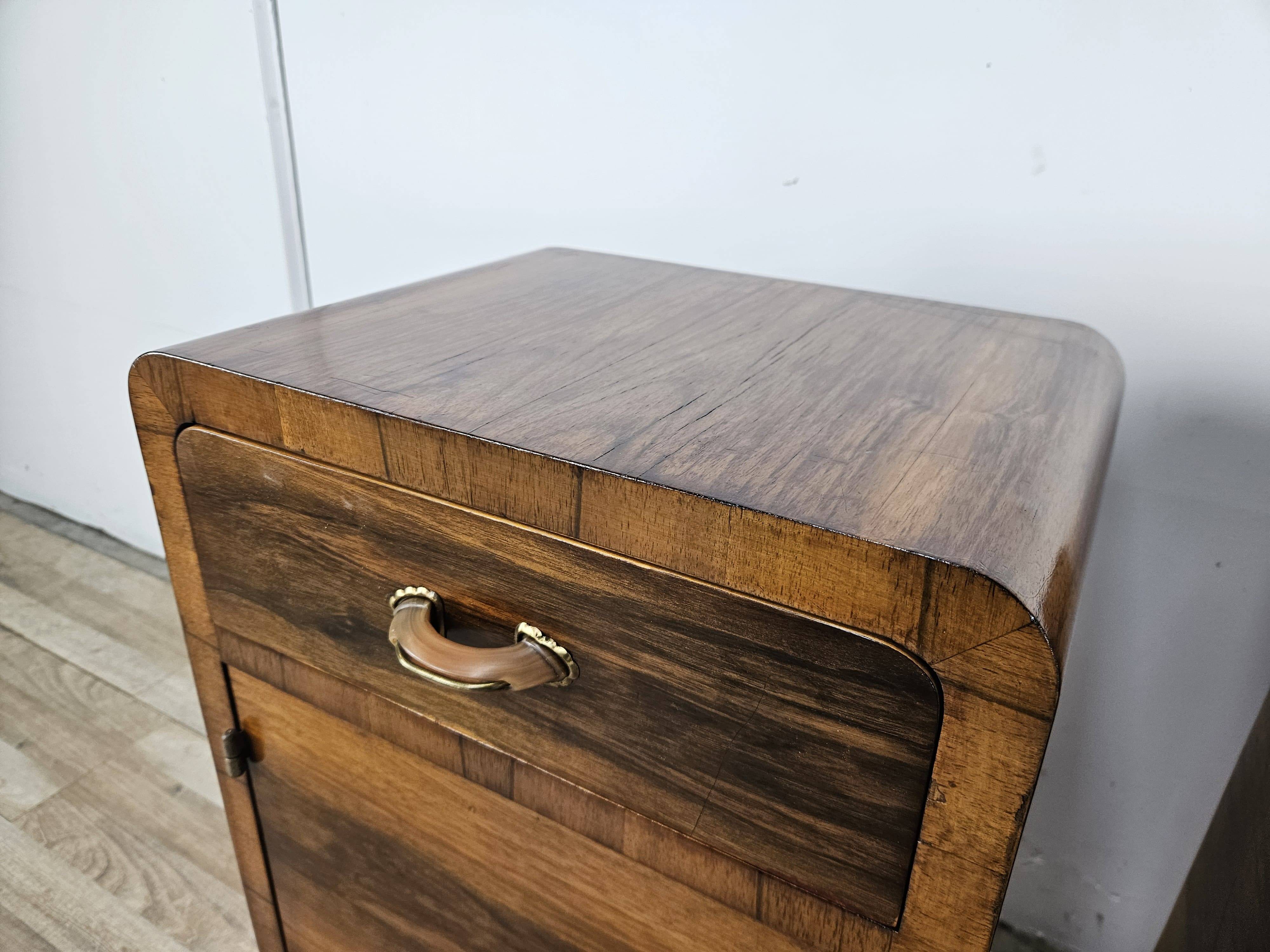 Art Decò walnut bedside tables with door and drawer