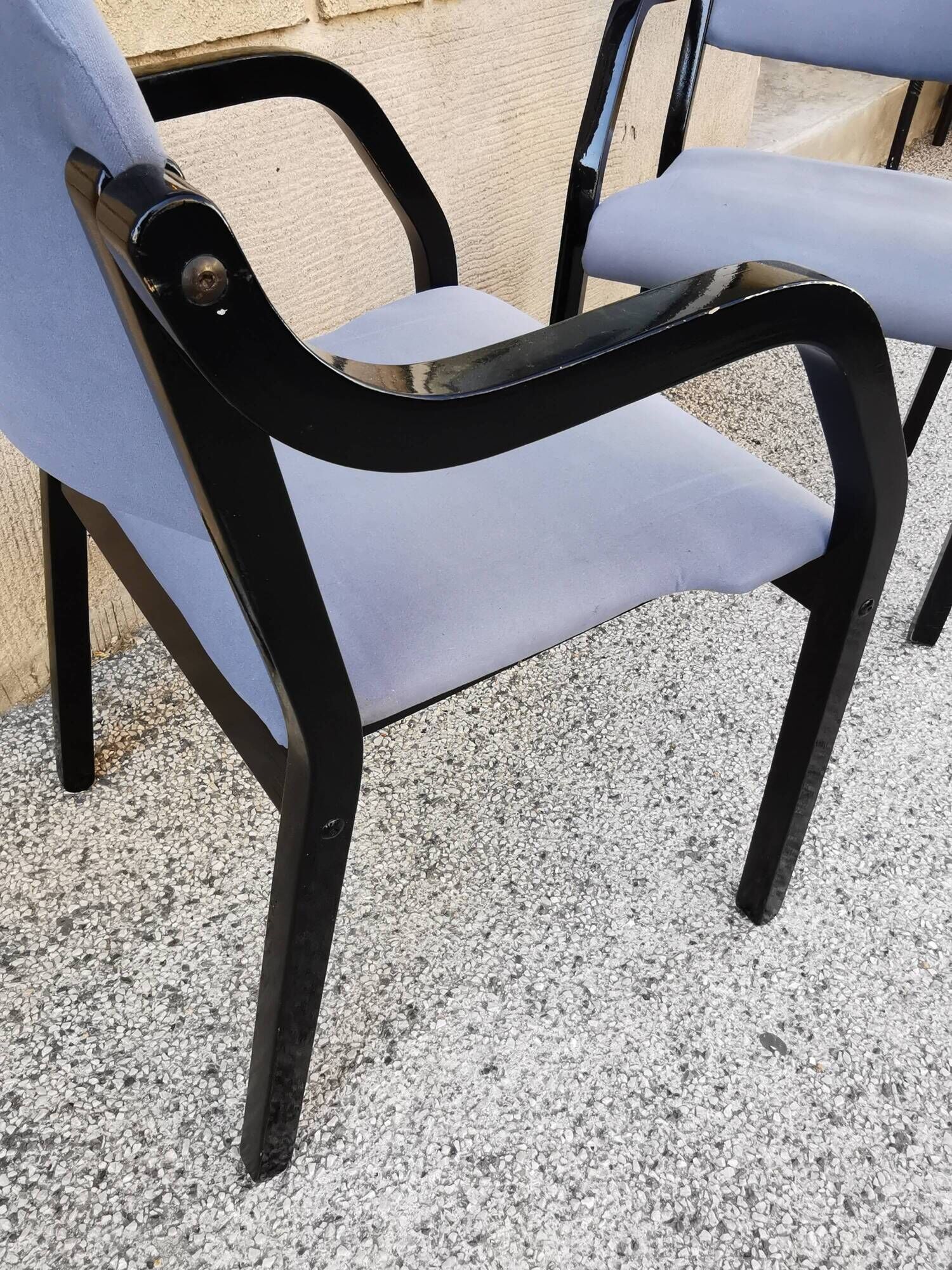 Suite de 4 fauteuils italiens vintage des années 80