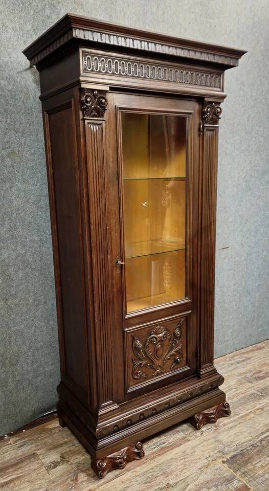 Display cabinet / Antique Renaissance-style bookcase – Carved wood – H 190 cm