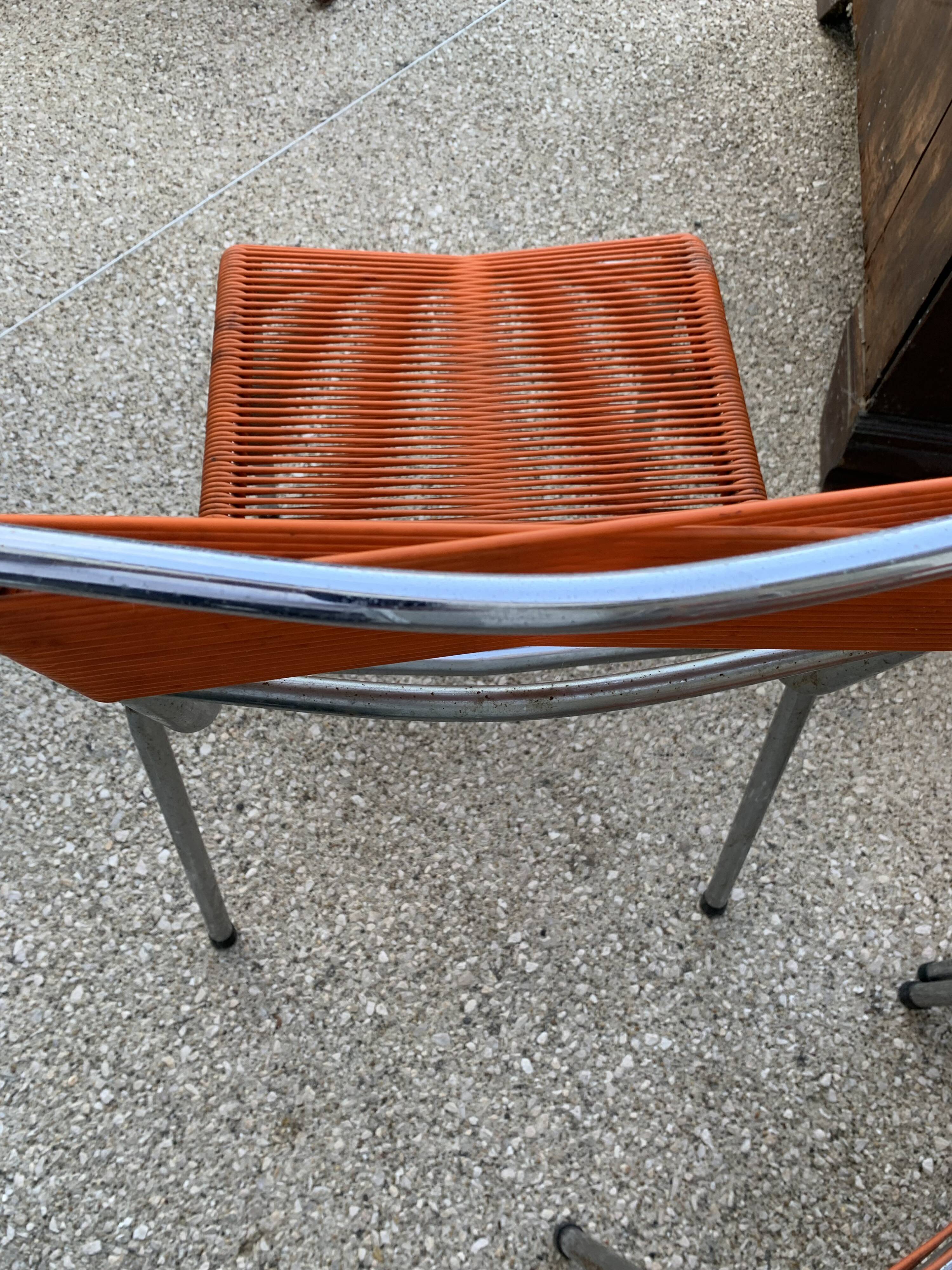 Suite de 3 chaises scoubidou (années 70)