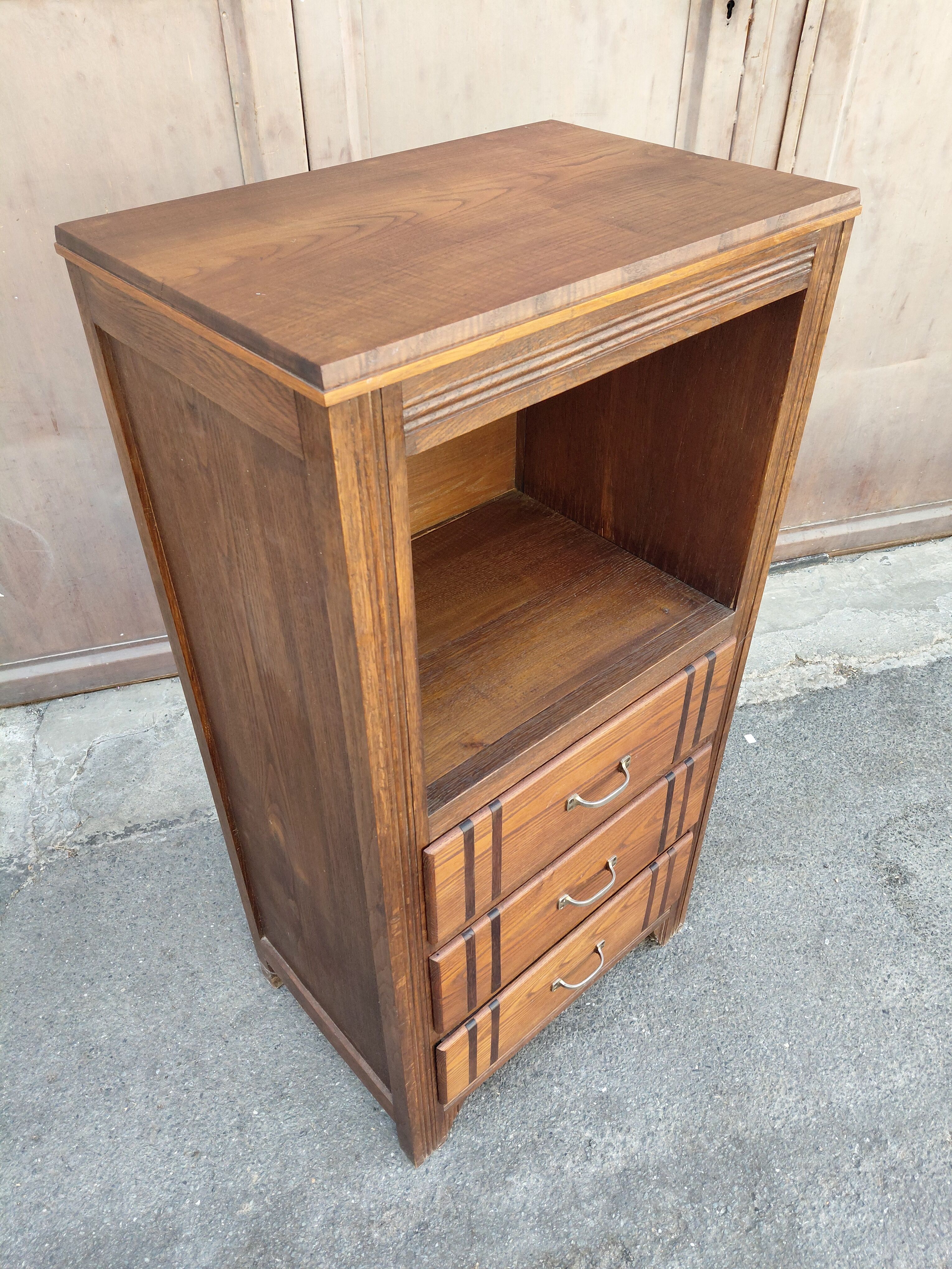Petit meuble d'appoint,  commode