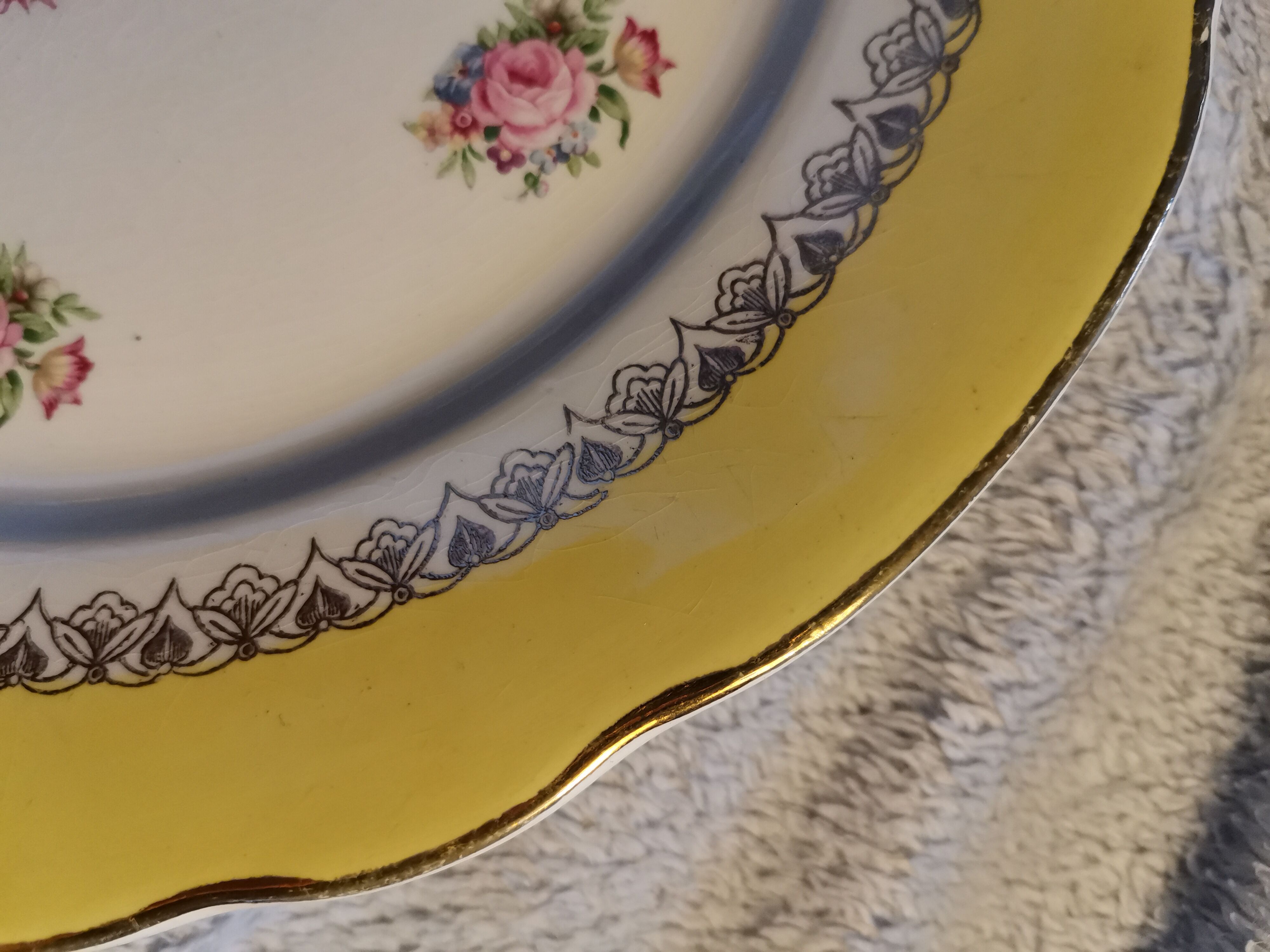 Plate Graziella Digoin