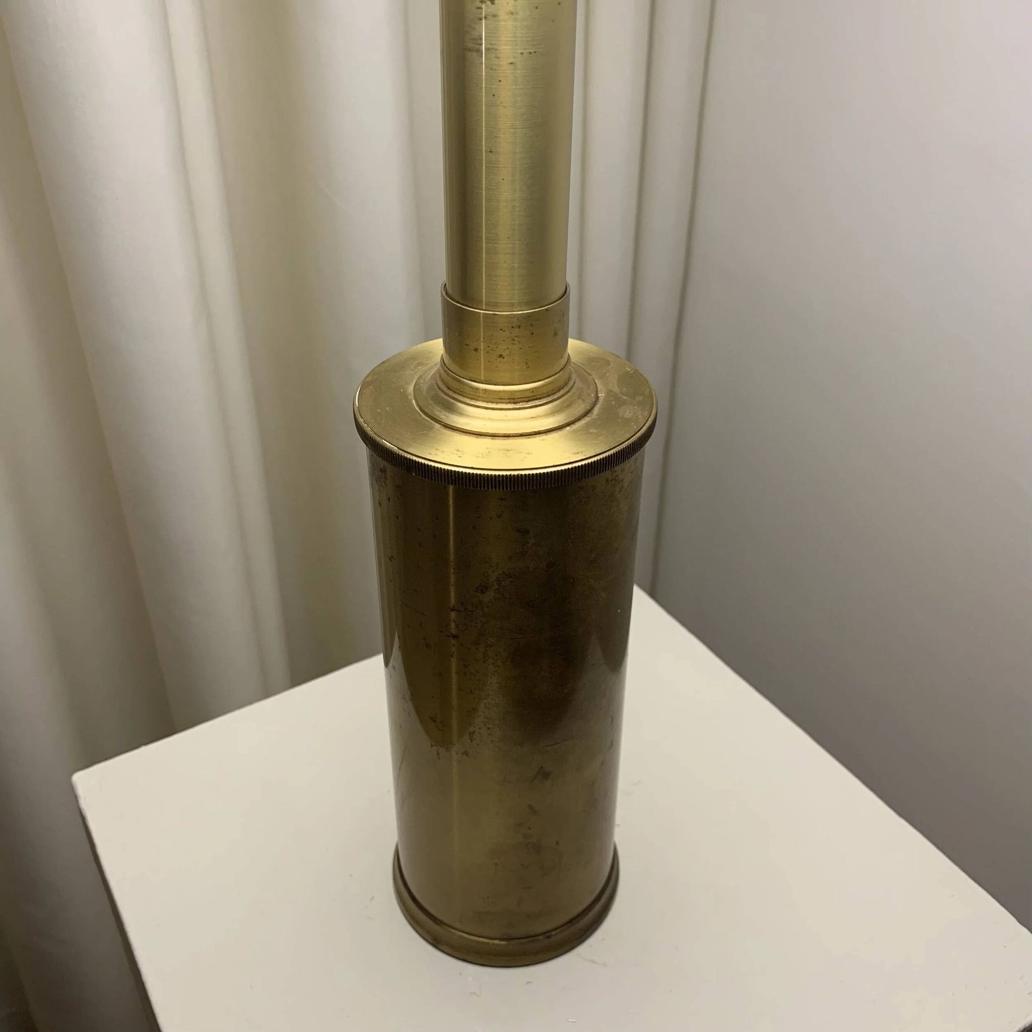 Klint 344 Telescopic Table Lamp