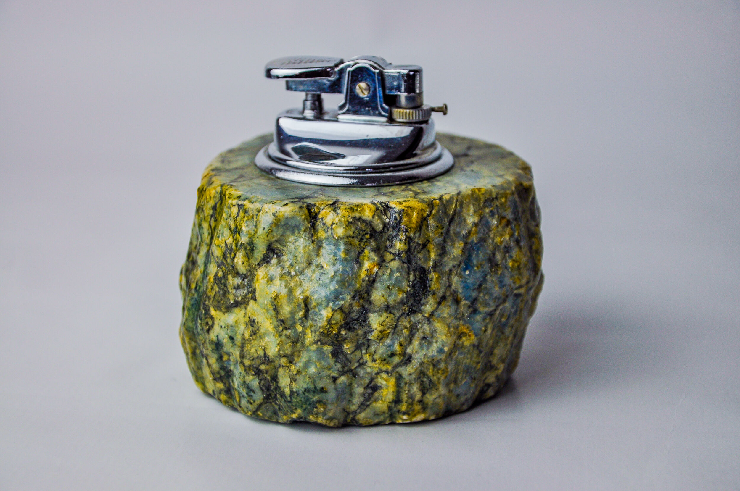 Green alabaster lighter by Romano Bianchi, Italy, 1970