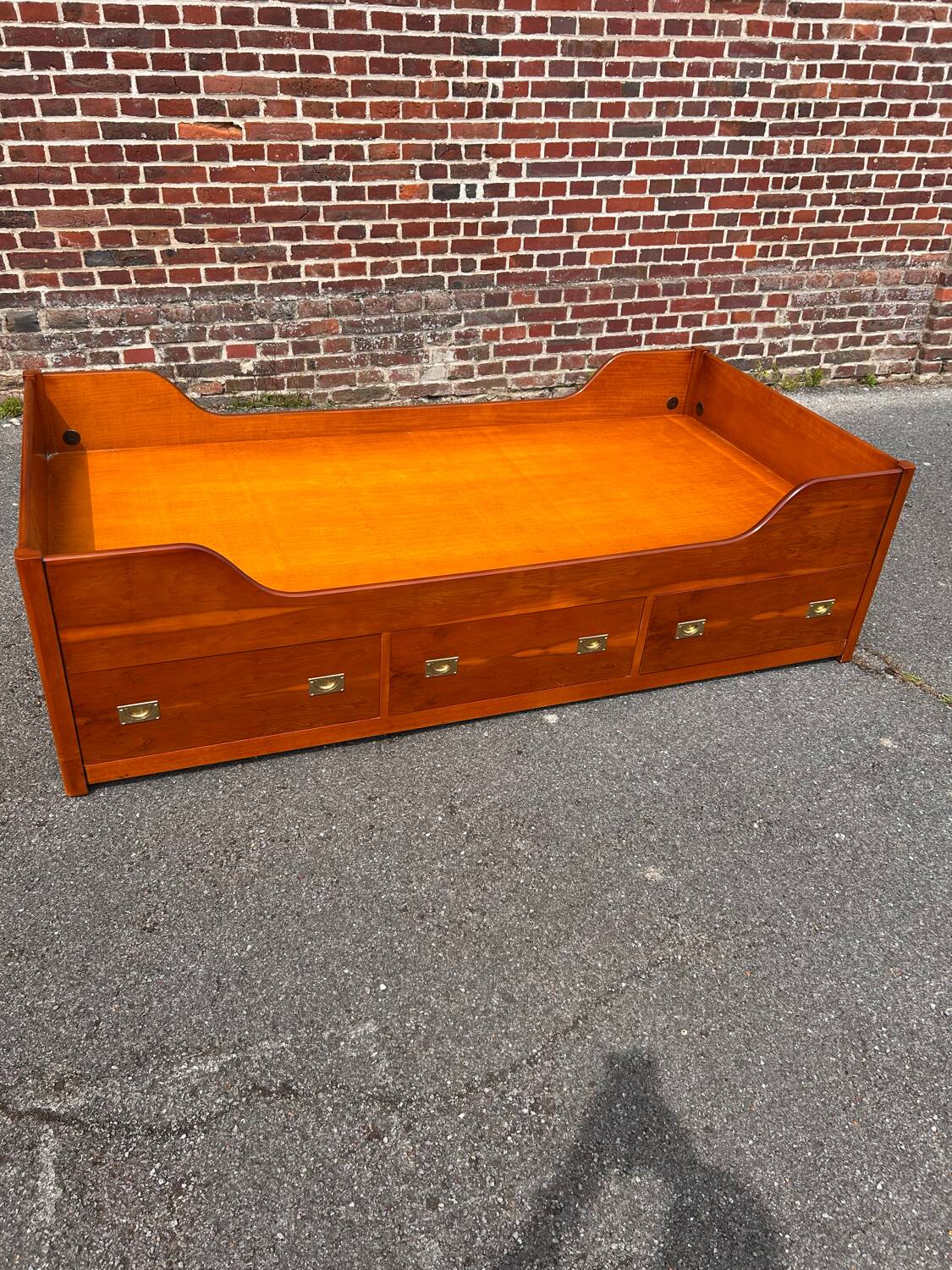 Marway brand sleigh bed