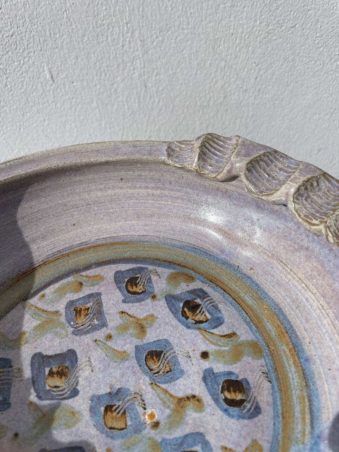 Ceramic pottery salad bowl