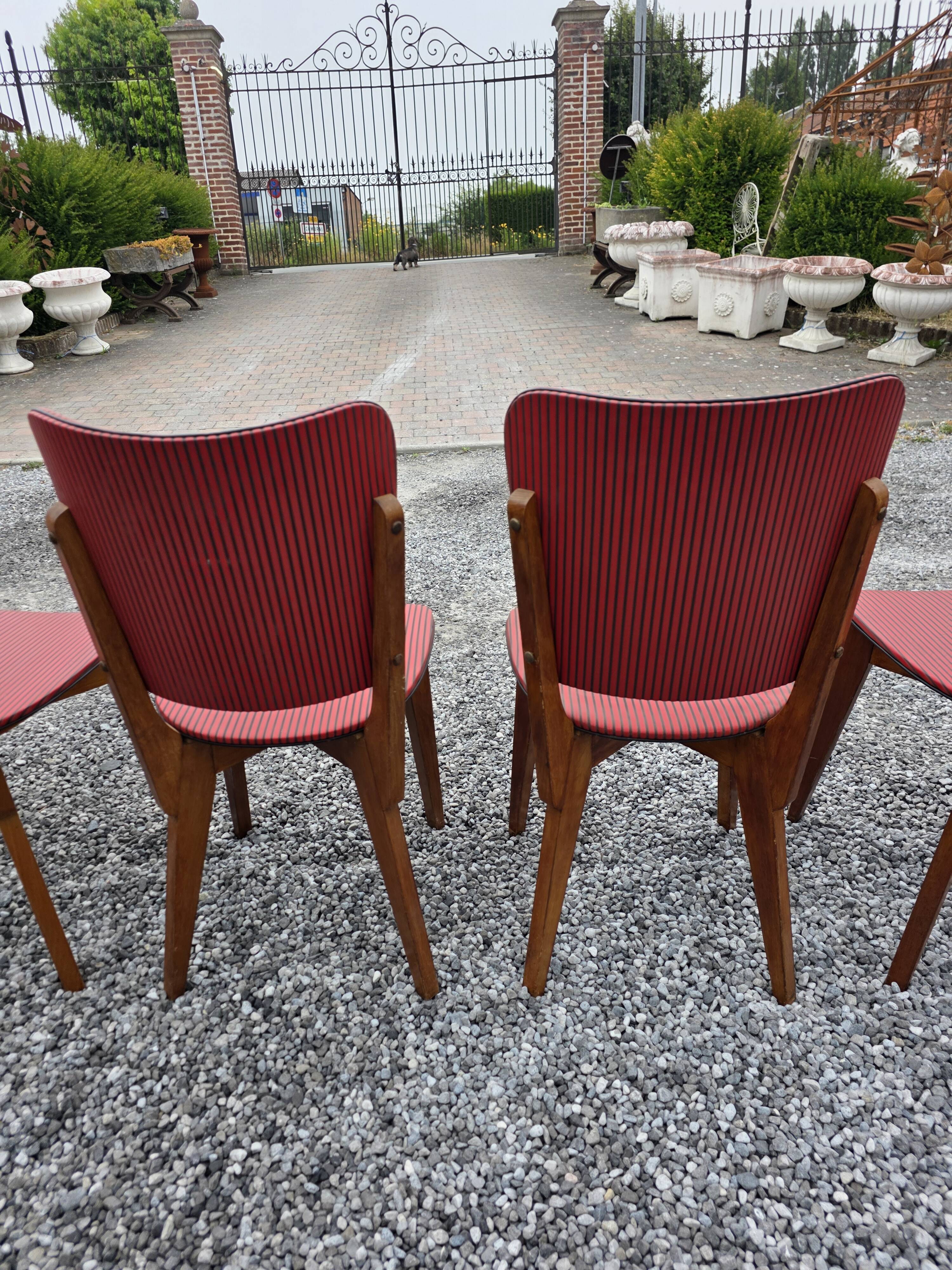 6 vintage oak chairs from the 1960s