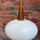Suspension opaline et teck Louis Kalff