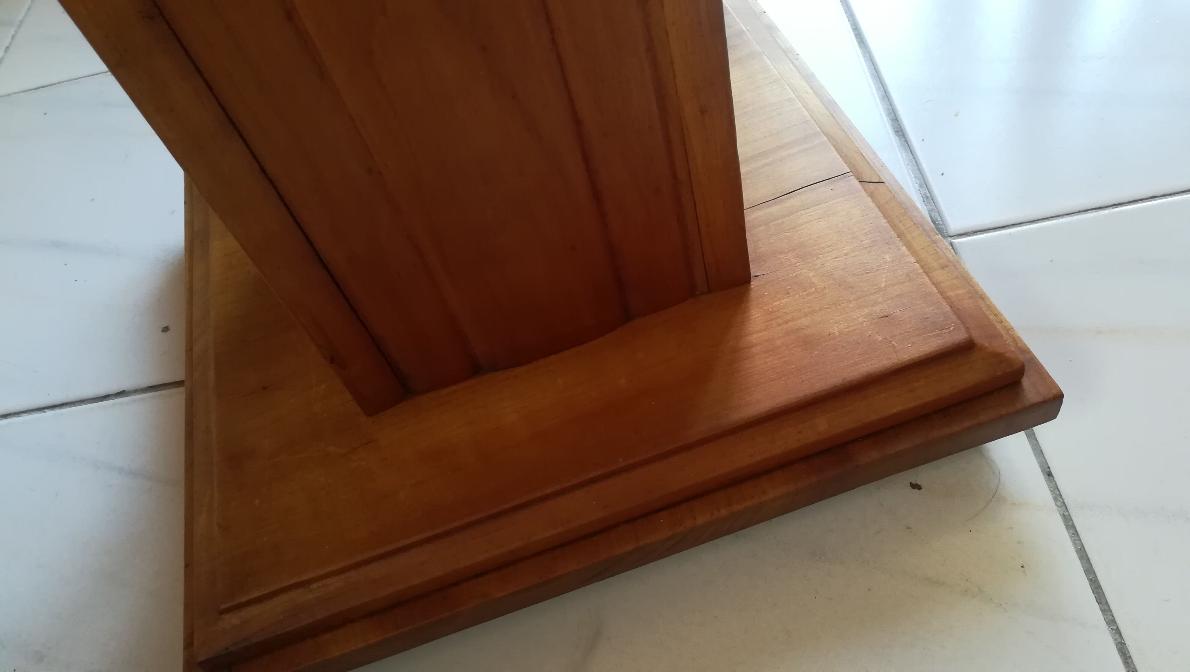 Bistro table year 40