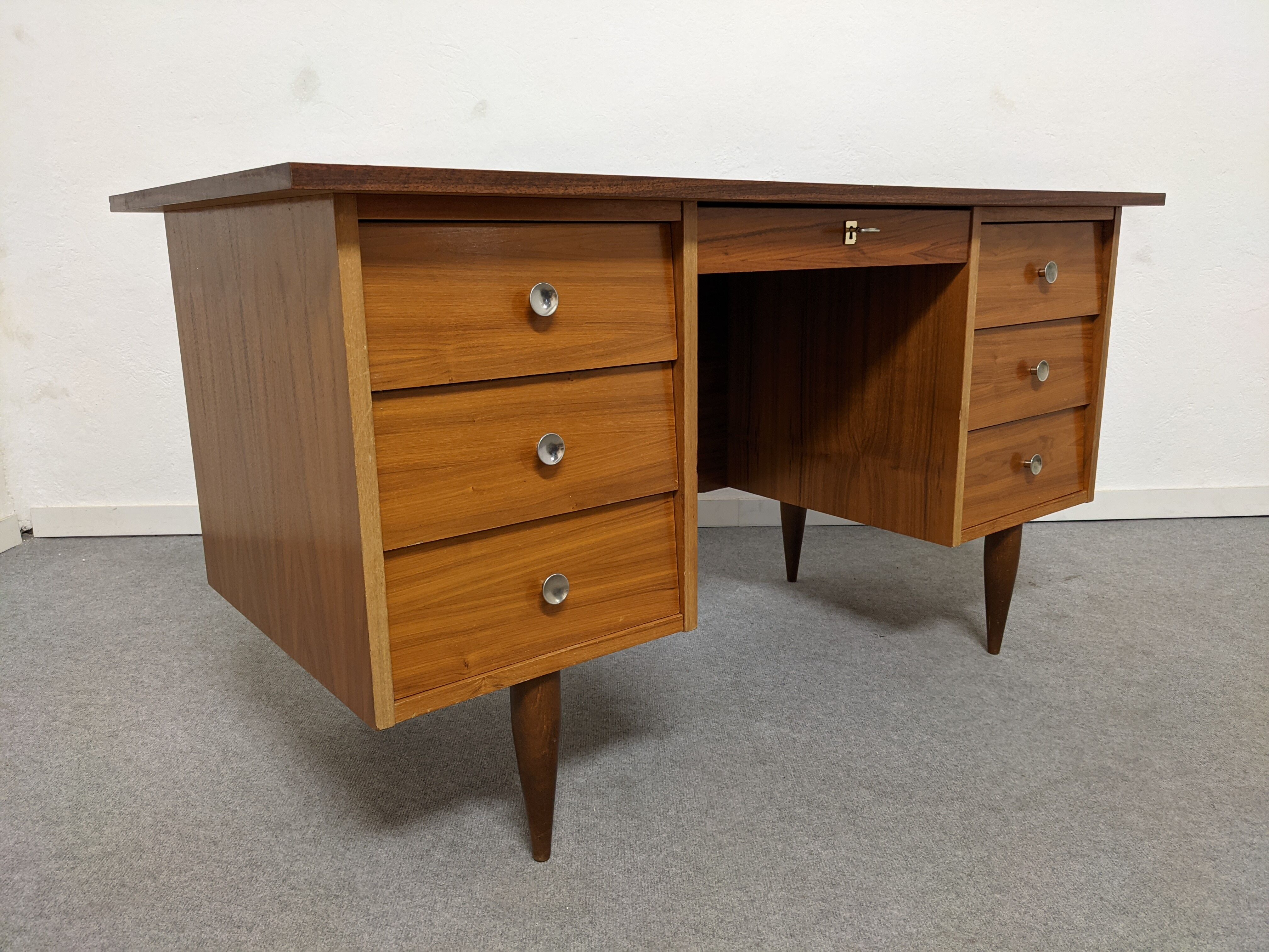 Office of the 50s/60s
