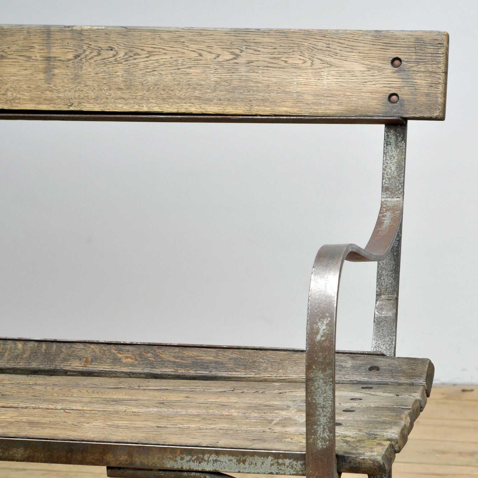 Banc de jardin des années 40