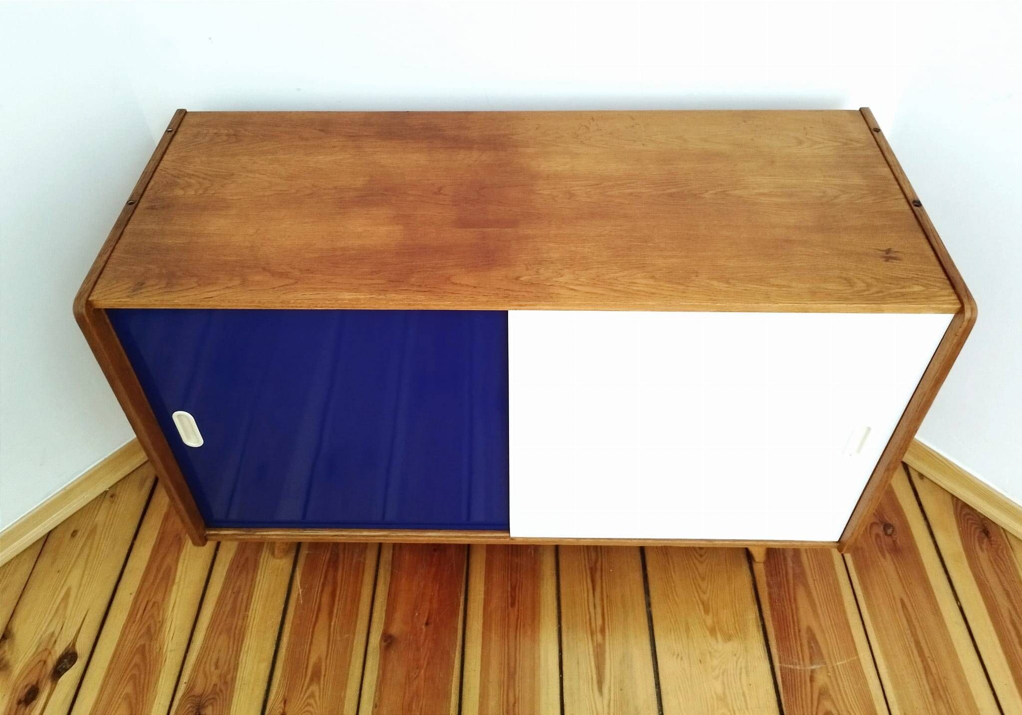 Czechoslovakian Cabinet attributed to J. Jiroutek for Interior Prague, 1960s