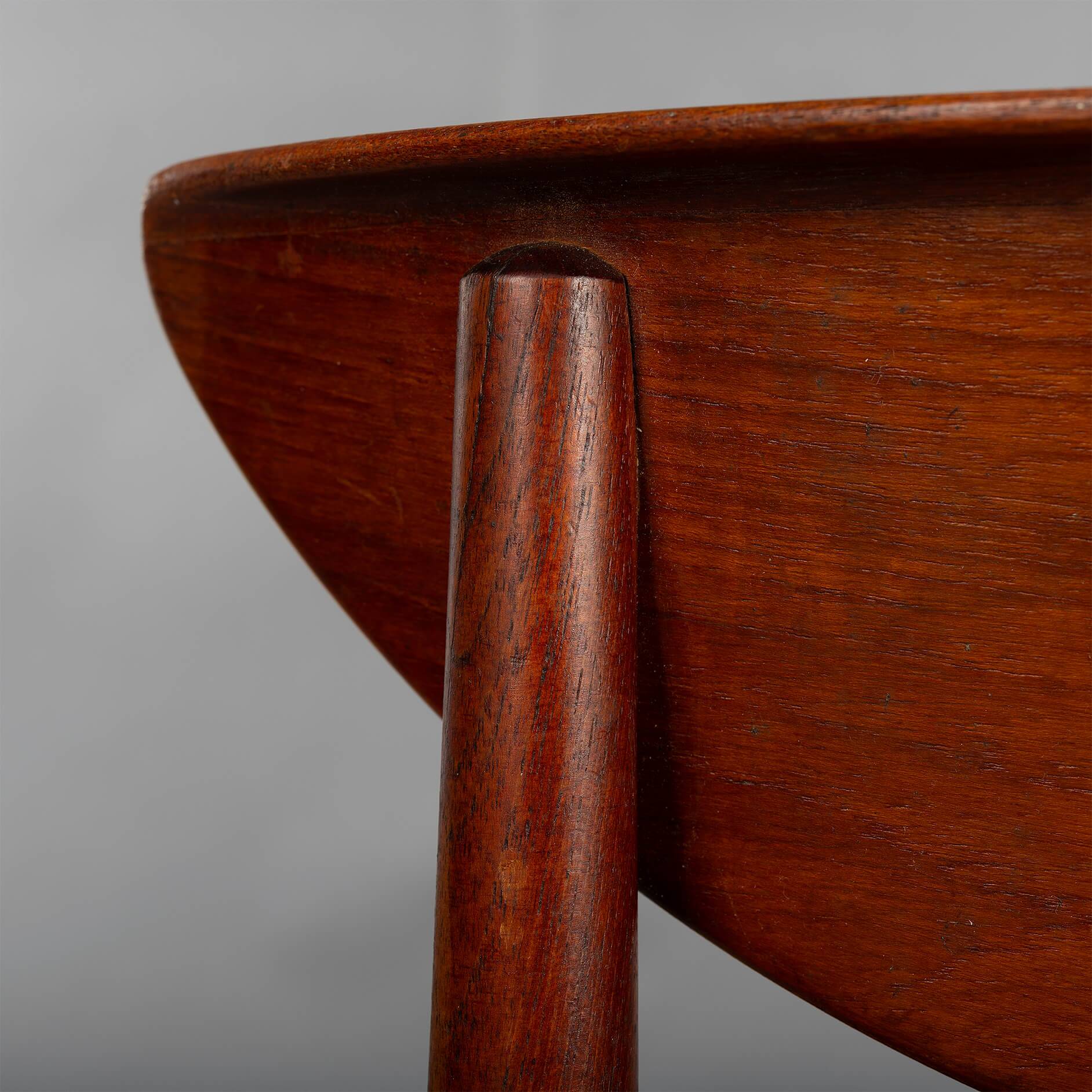 Danish Design reupholstered Dining chair Model 317 by Hvidt & Mollgaerd, set of 4