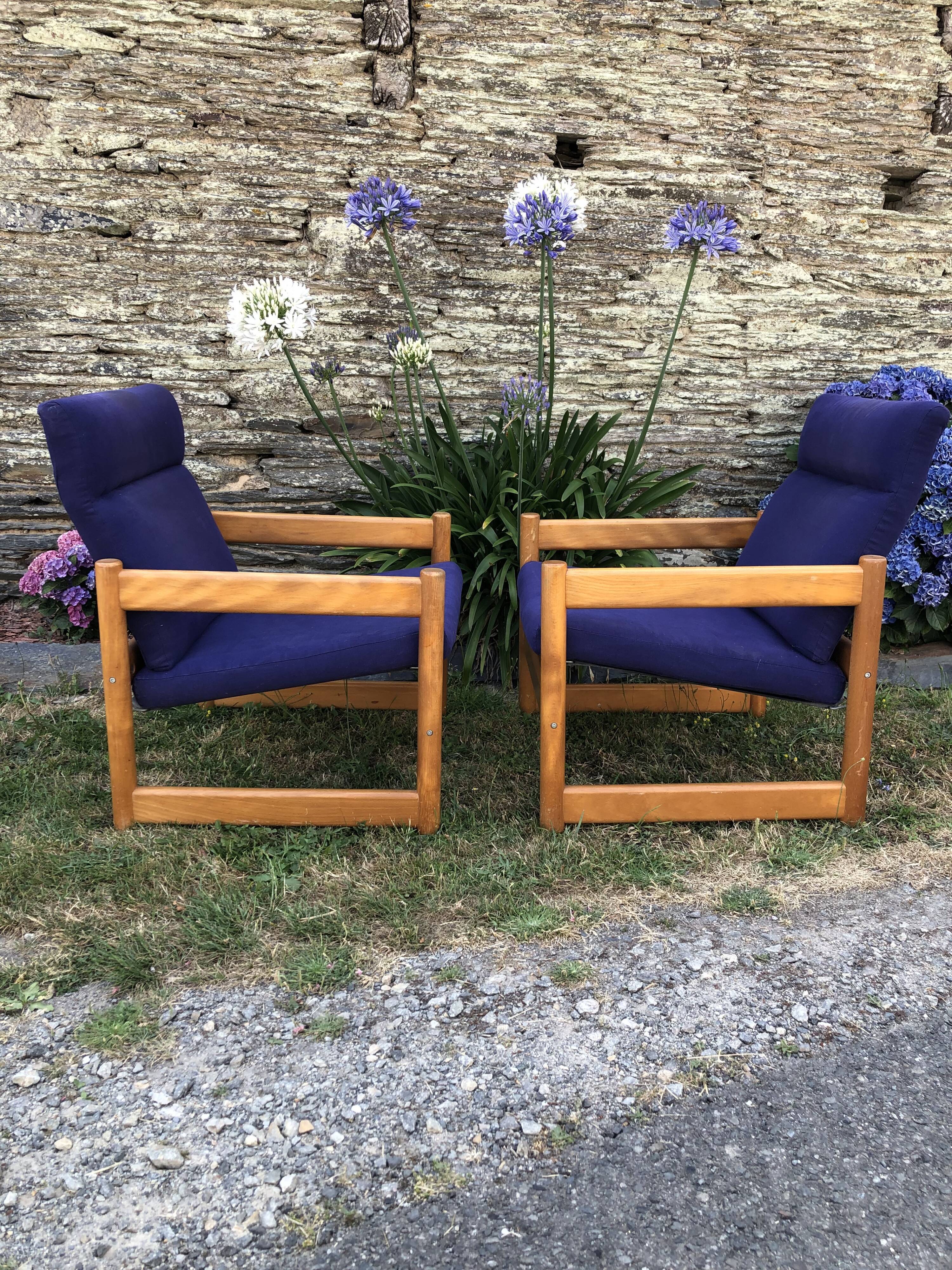 Duo de fauteuils vintage en hêtre lupton morton de john morton