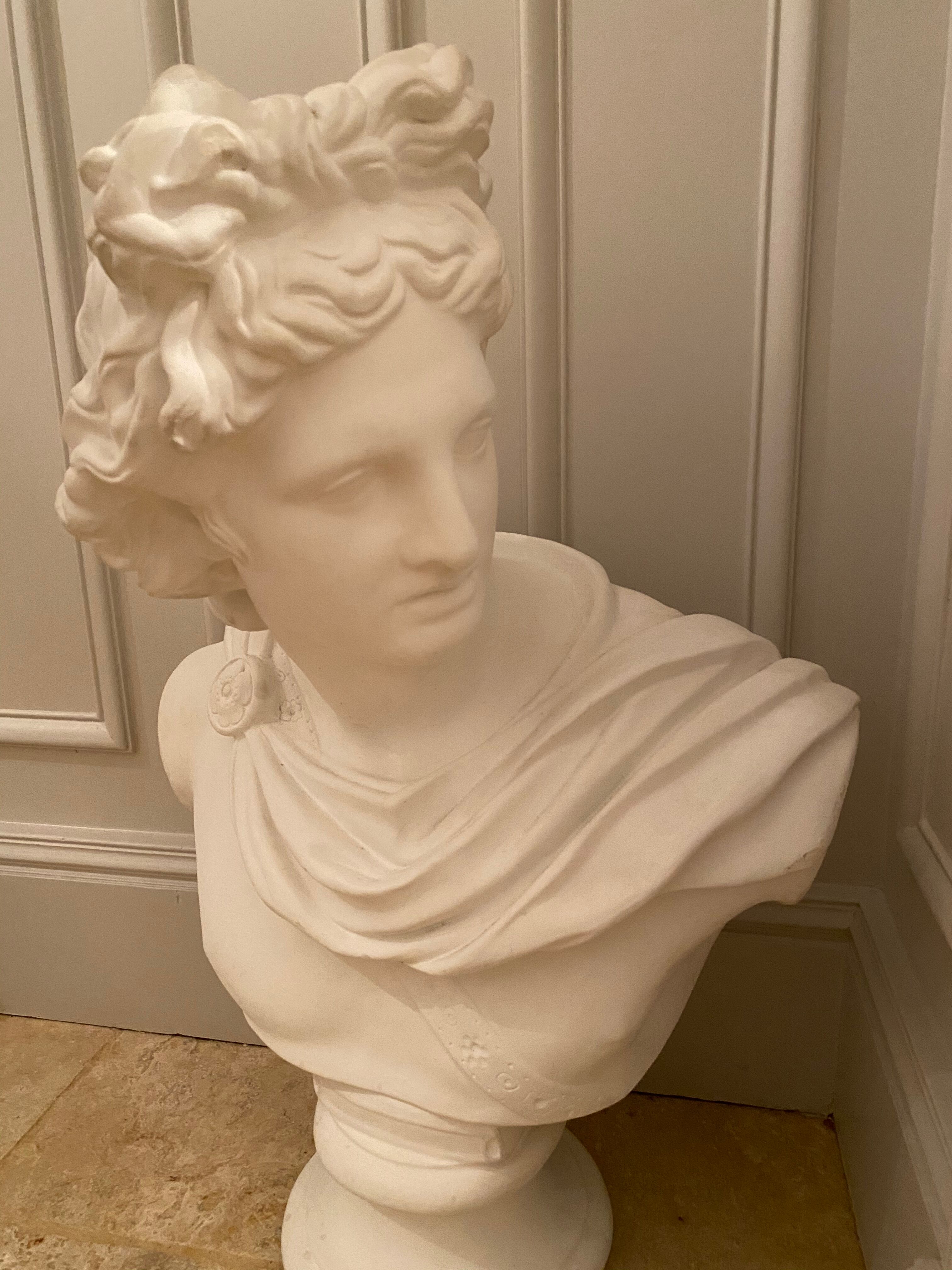 Statut sculptée en plâtre travail artisanal italien provenance d’un chateau