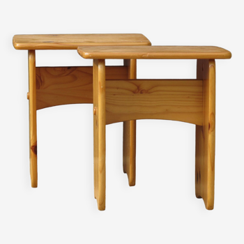 Pair of small pine tables