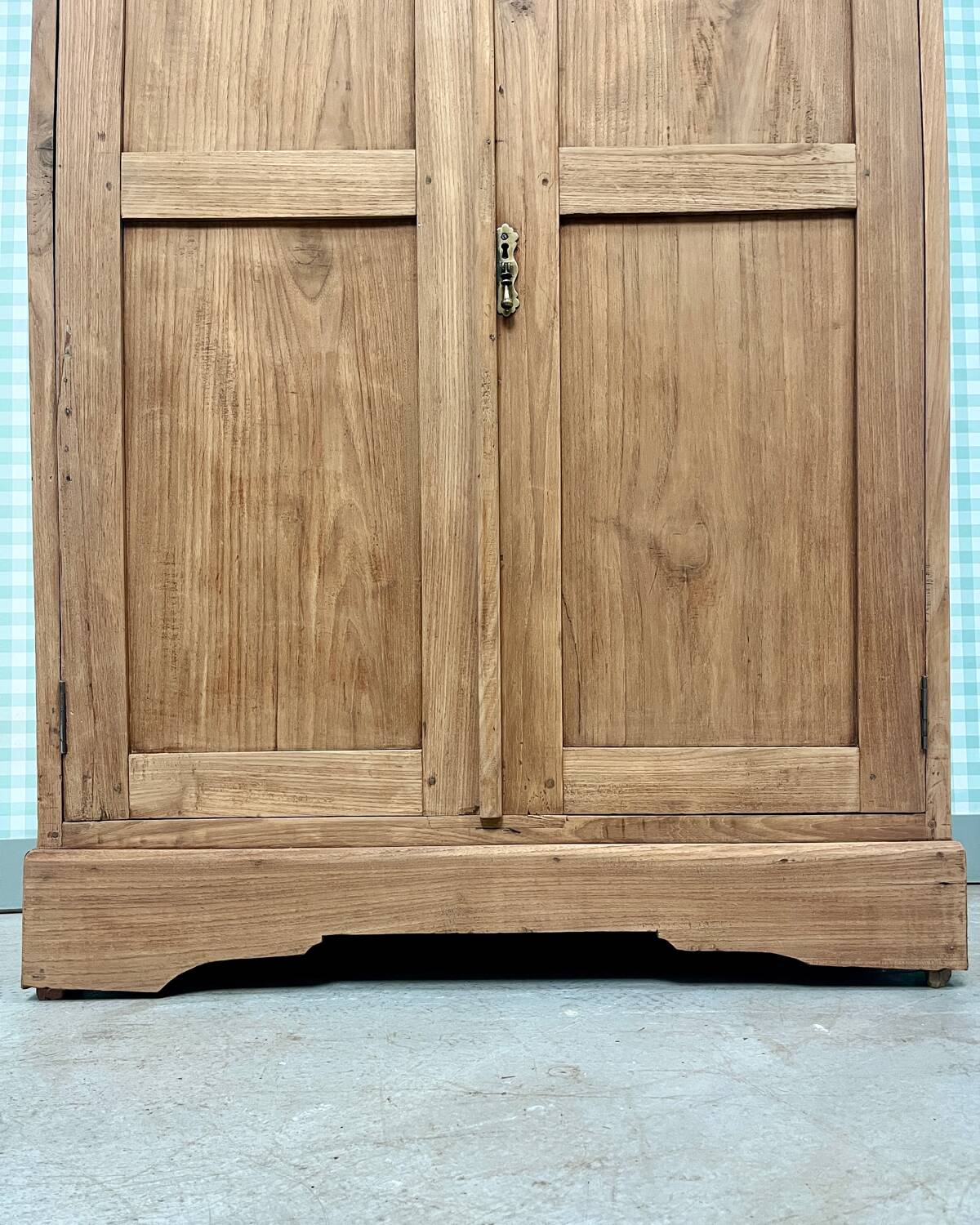 Small cherry wood cabinet (renovated)