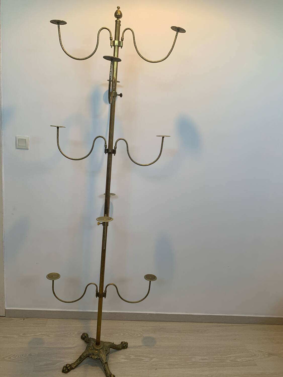 English hat rack