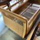 Lit enfant en rotin et osier vintage