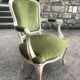 Paire de fauteuils style Louis XV verts