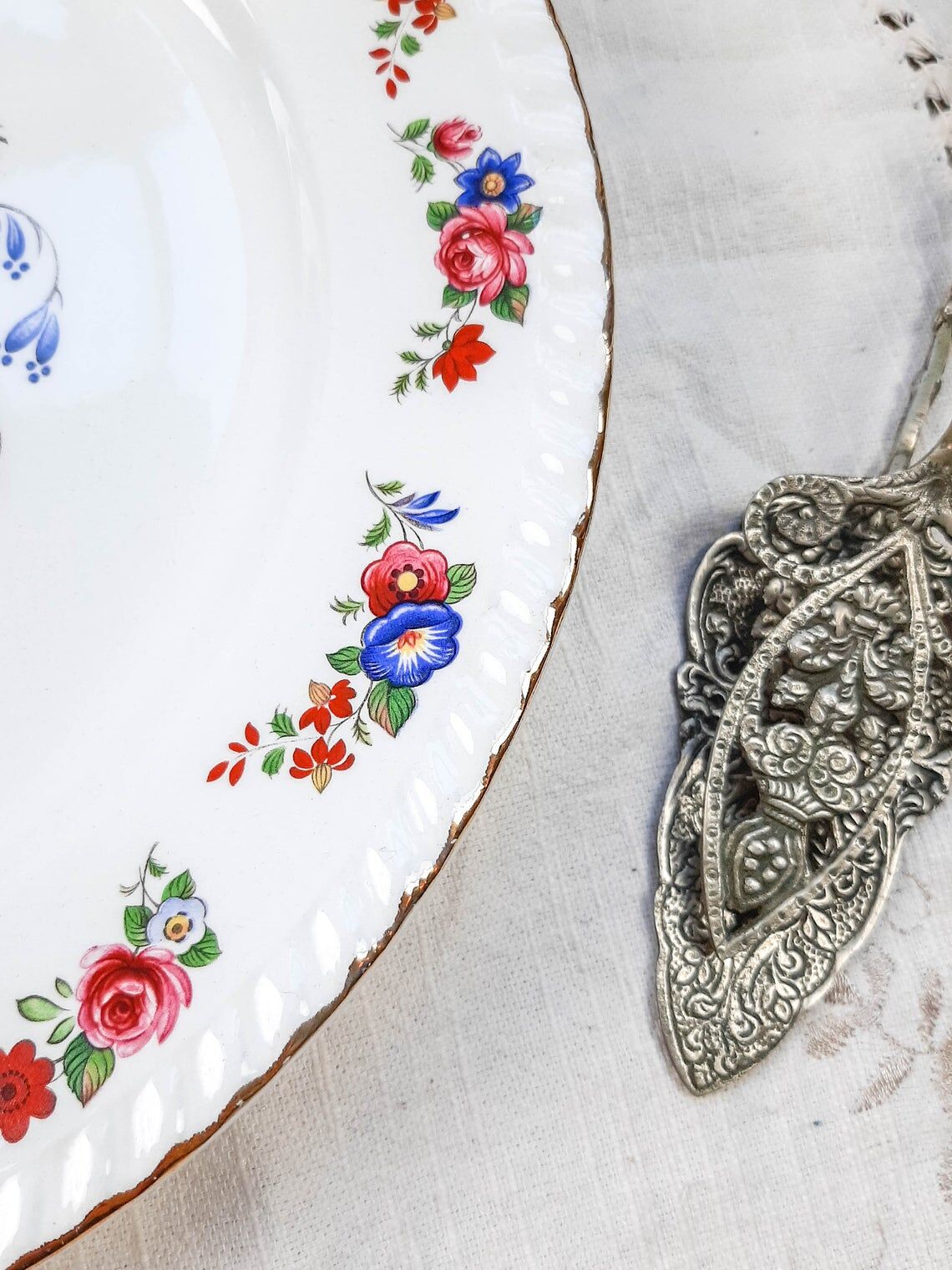 Earthenware dish