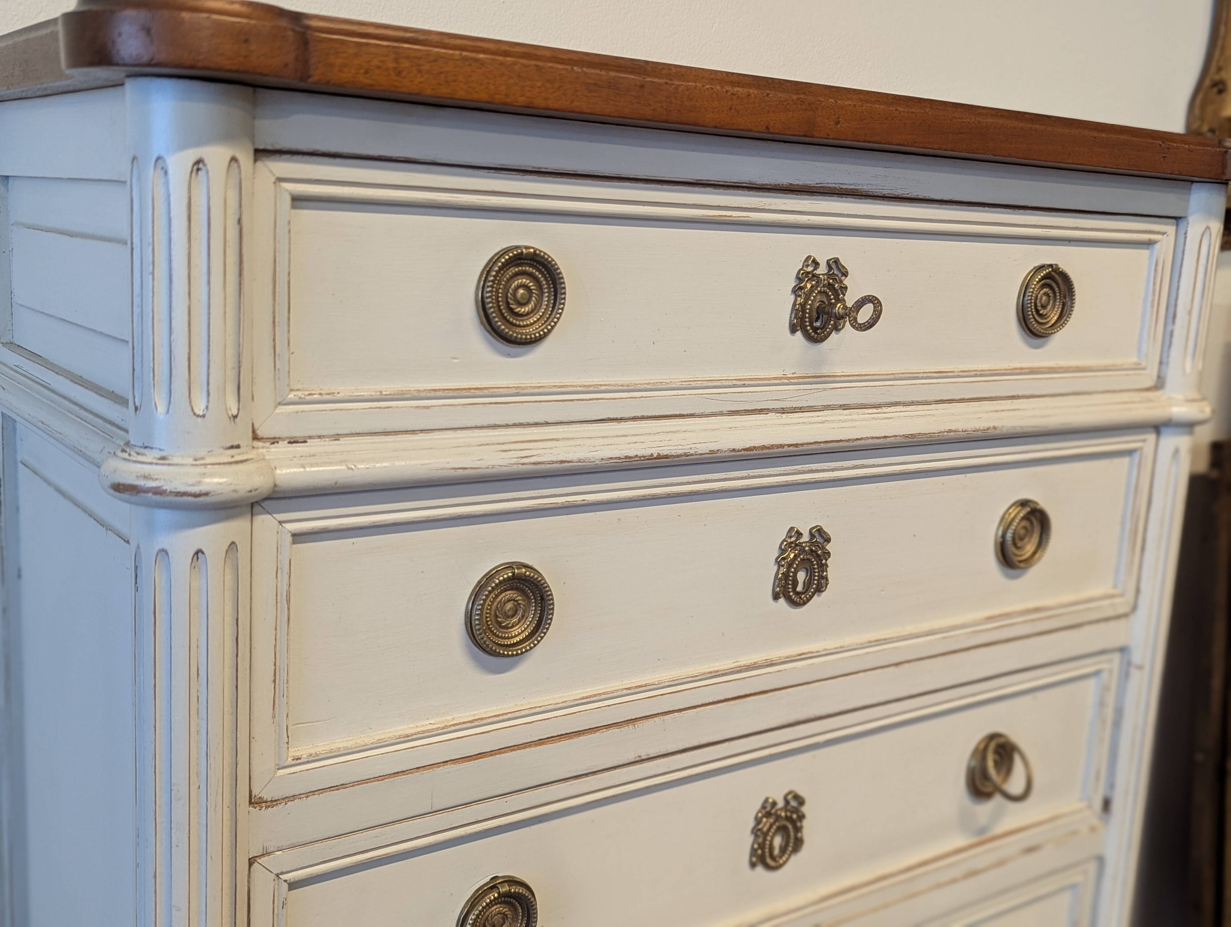 Louis XVI chest of drawers