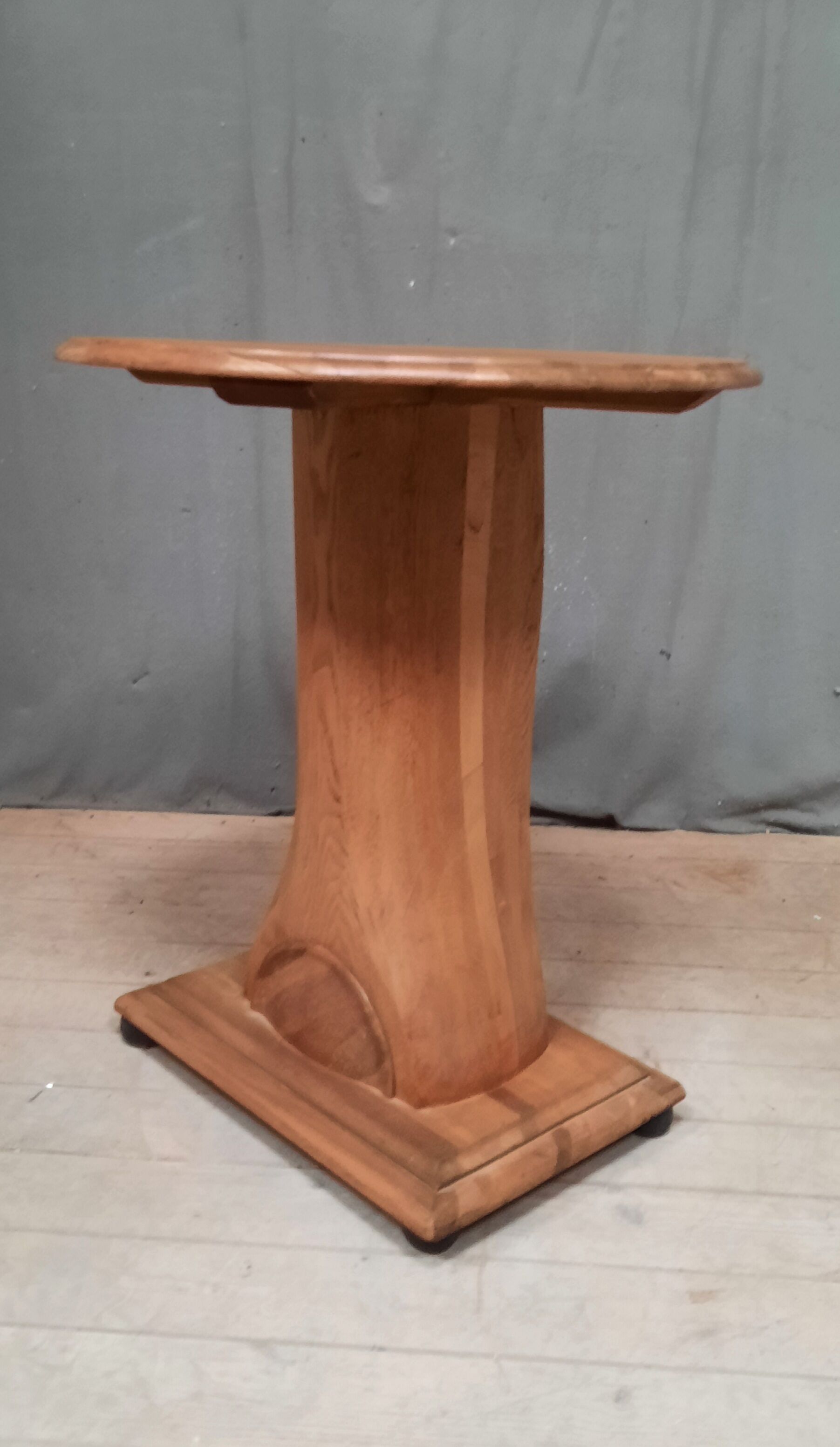 Helicopter side table