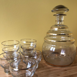 Set including a decanter of aperitif and seven glasses