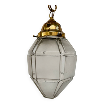 Lantern suspension