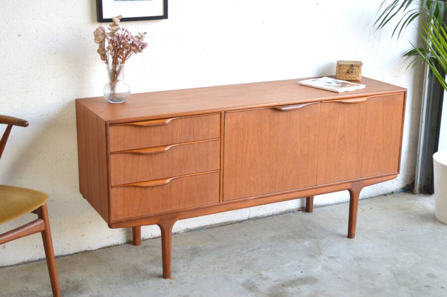 Teak sideboard by McIntosh * 152 cm